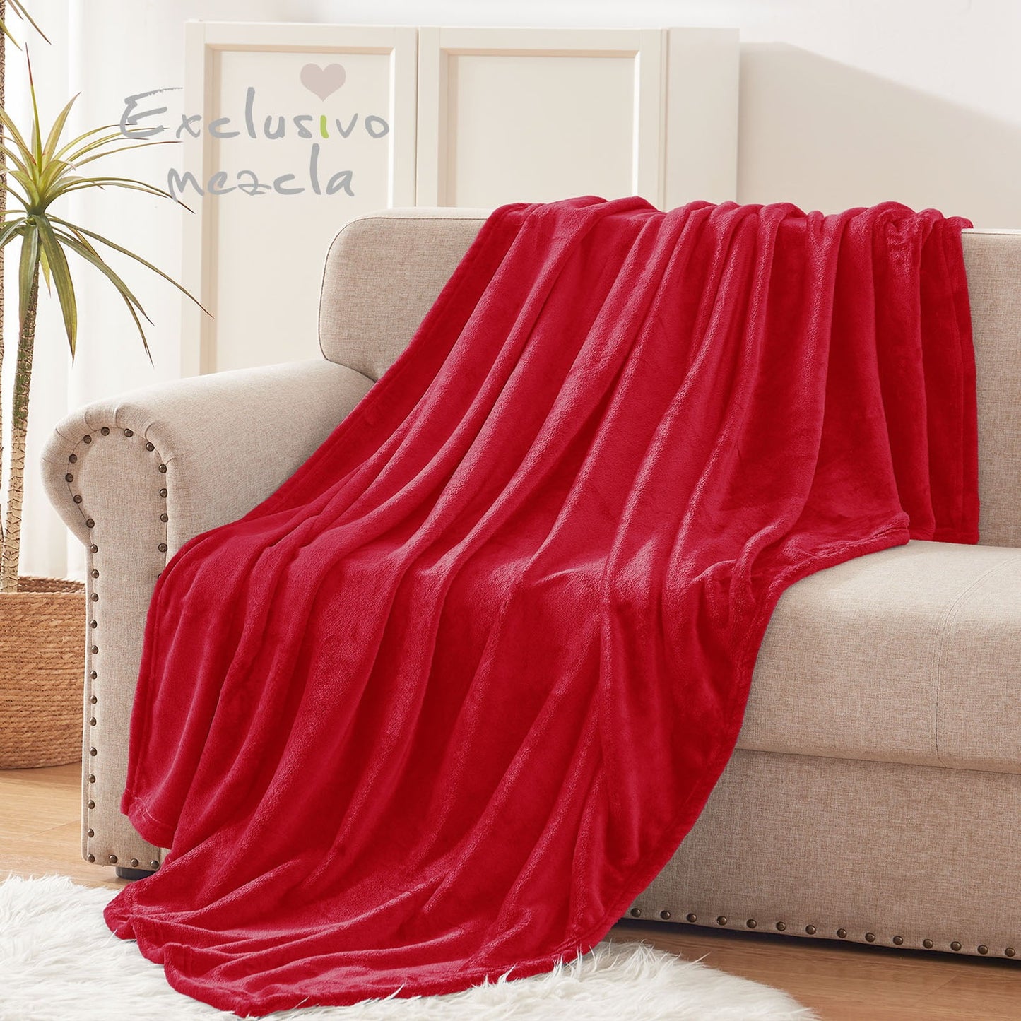 Exclusivo Mezcla Large Flannel Fleece Velvet Plush Throw Blanket ?C 50" x 70" (Red)
