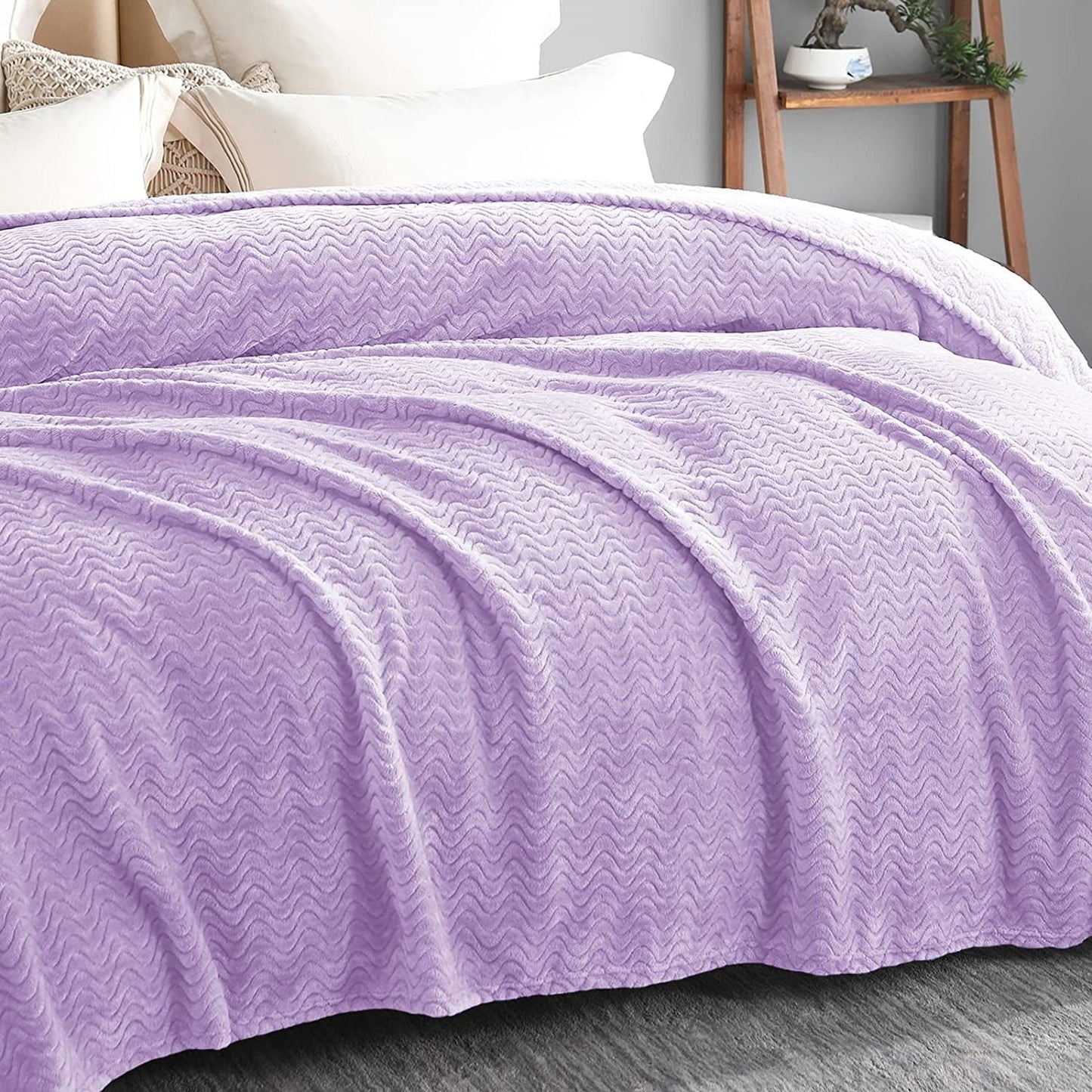 Exclusivo Mezcla King Size Jacquard Weave Wave Pattern Flannel Fleece Velvet Plush Bed Blanket as Bedspread/Coverlet/Bed Cover (90" x 104",Light Purple) - Soft, Lightweight, Warm and Cozy