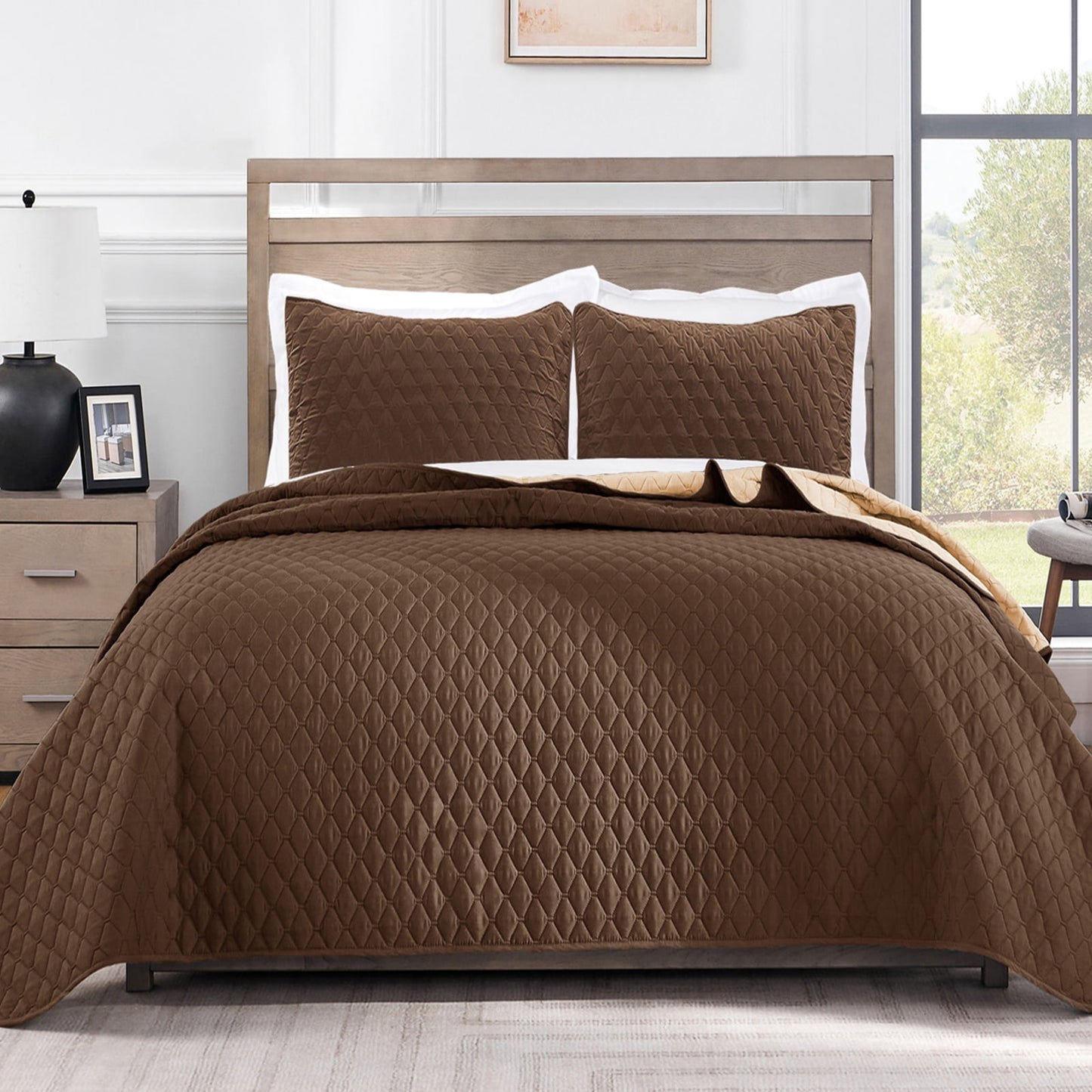 Exclusivo Mezcla Ultrasonic Reversible Full Queen Quilt Bedding Set with Pillow Shams, Lightweight Quilts Queen Size, Soft Bedspreads Bed Coverlets for All Seasons - (Chocolate Brown, 90"x96")