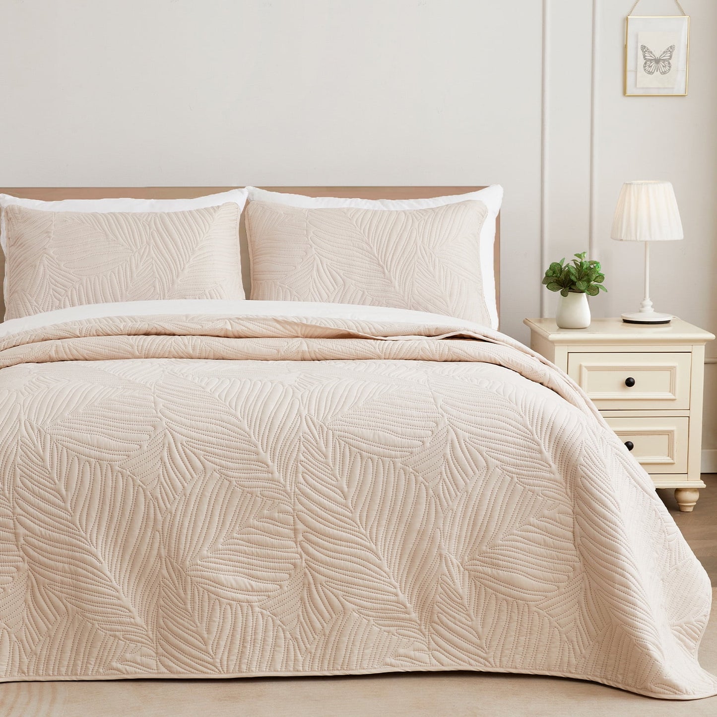 Exclusivo Mezcla Full Queen Quilt Set Brich Beige, Lightweight Bedspread Leaf Pattern Bed Cover Soft Coverlet Bedding Set(1 Quilt, 2 Pillow Shams)