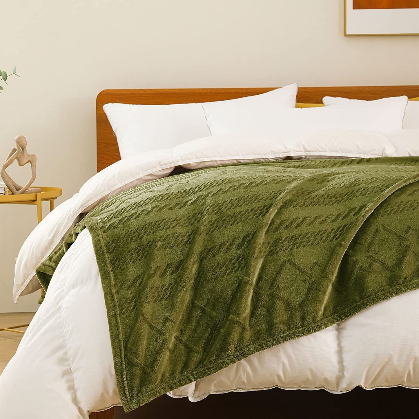 Exclusivo Mezcla Queen Size Soft Bed Blanket, Warm Fuzzy Luxury Bed Blankets, Decorative Geometry Pattern Plush Throw Blanket for Bed, 90x90 Inches, Olive Green
