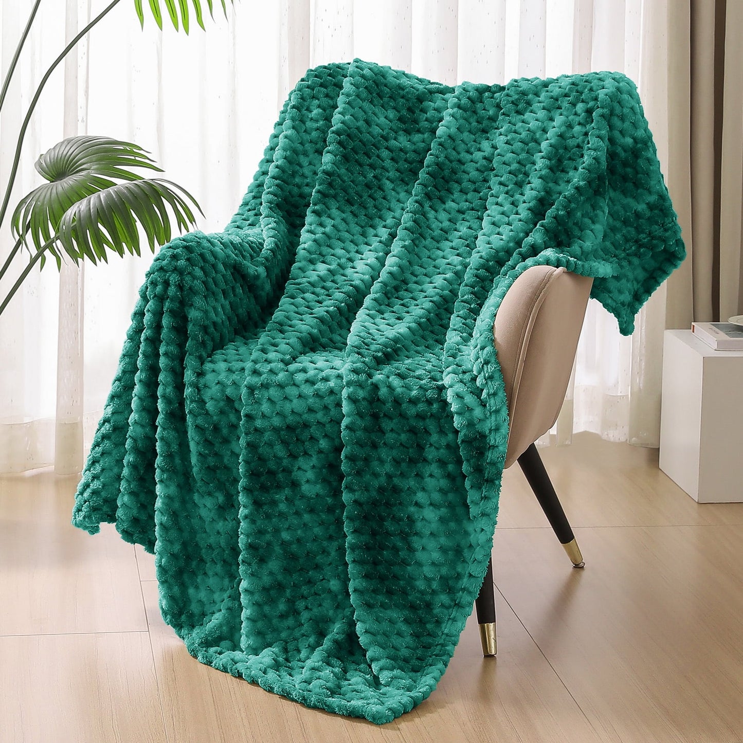Exclusivo Mezcla Large Soft Fleece Throw Blanket, 50x70 Inches Stylish Jacquard Throw Blanket for Couch, Cozy, Warm, Lightweight and Decorative Teal Blanket