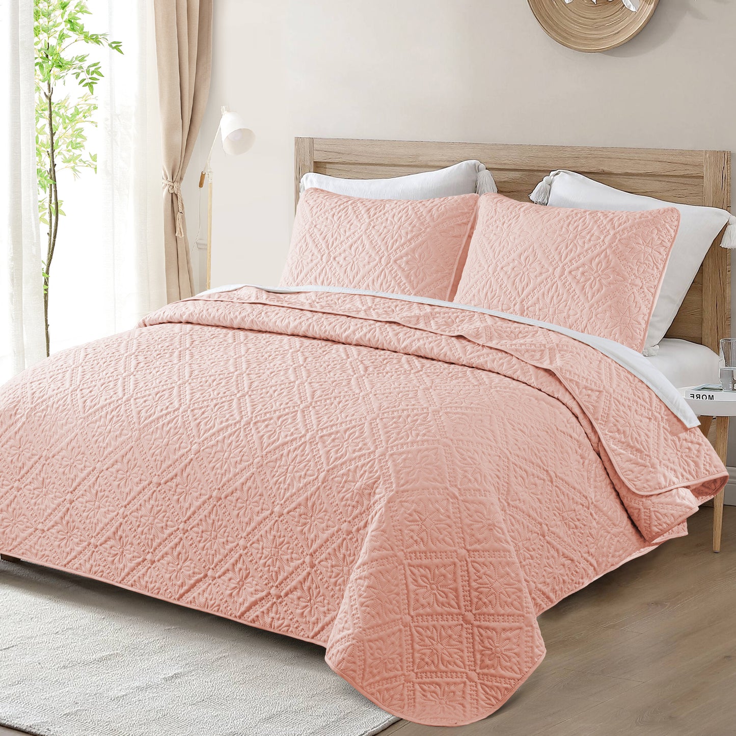 Exclusivo Mezcla King Quilt Bedding Set, Lightweight Soft Bedspreads Coverlets with 2 Pillow Shams, Modern Blush Pink Oversized Quilts King Size for All Seasons