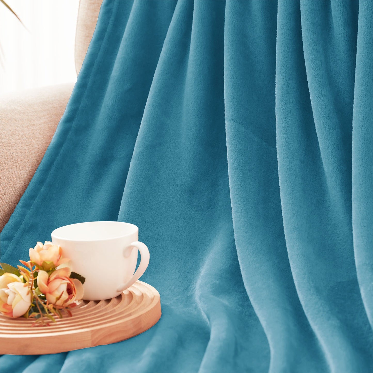 Exclusivo Mezcla Fleece Throw Blanket for Couch/Sofa/Bed,Plush Soft Blankets and Throws,Lightweight and Cozy-50" x 70" (Blue)