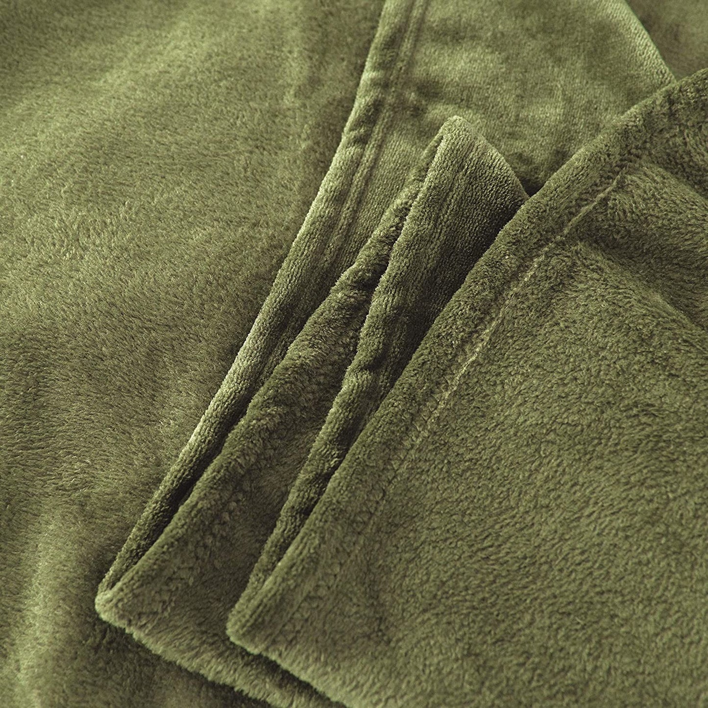 Exclusivo Mezcla Queen Size Flannel Fleece Velvet Plush Bed Blanket as Bedspread, Coverlet, Bed Cover (90x90 inches, Olive Green) Soft, Lightweight, Warm and Cozy