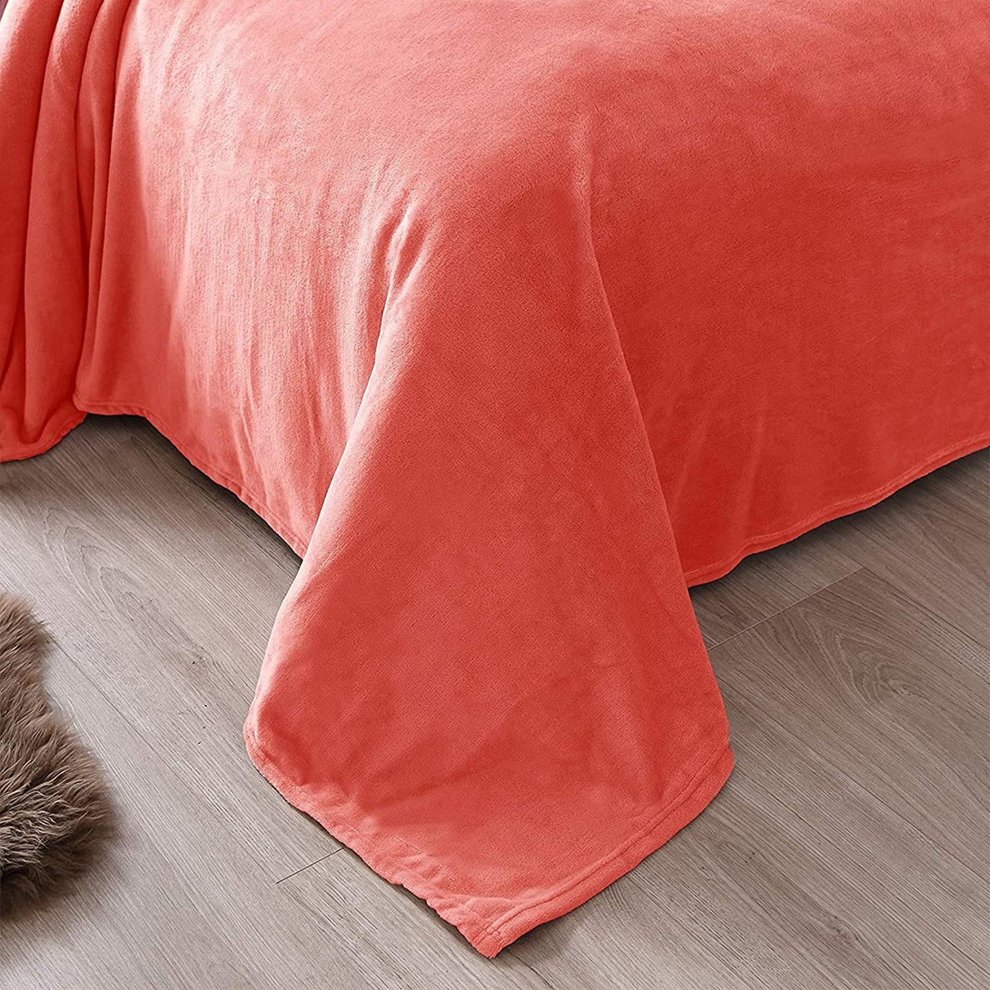 Exclusivo Mezcla Twin Size Flannel Fleece Velvet Plush Bed Blanket as Bedspread, Coverlet, Bed Cover (90x66 inches, Coral Orange) Soft, Lightweight, Warm and Cozy