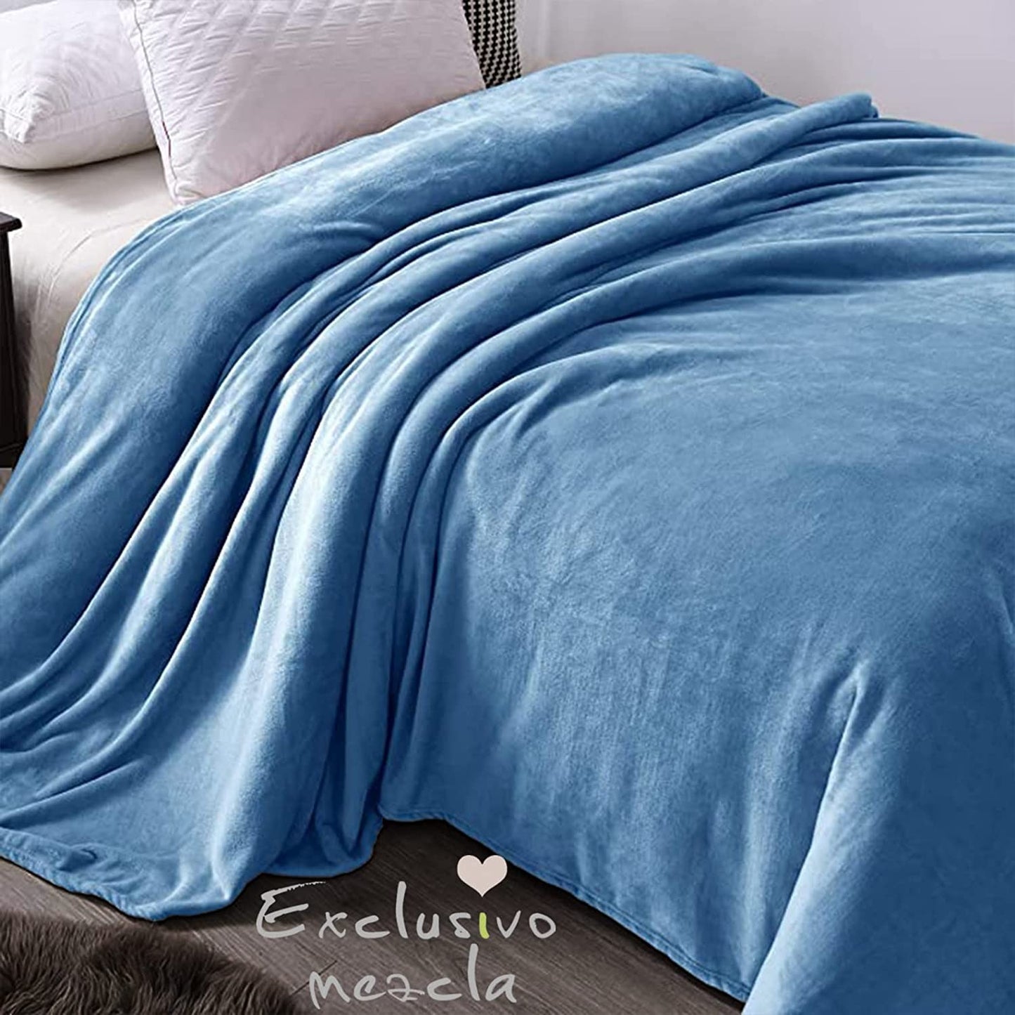 Exclusivo Mezcla King Size Flannel Fleece Velvet Plush Bed Blanket as Bedspread, Coverlet, Bed Cover (90x104 inches, Washed Blue) Soft, Lightweight, Warm and Cozy