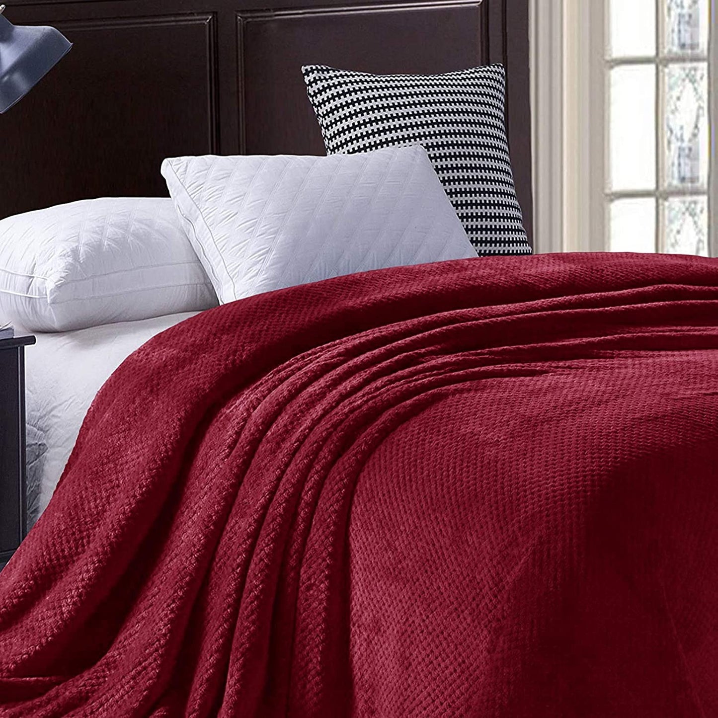 Exclusivo Mezcla Waffle Textured Soft Fleece Blanket, King Size Bed Blanket, Cozy Warm and Lightweight (Deep Red, 90x104 inches)