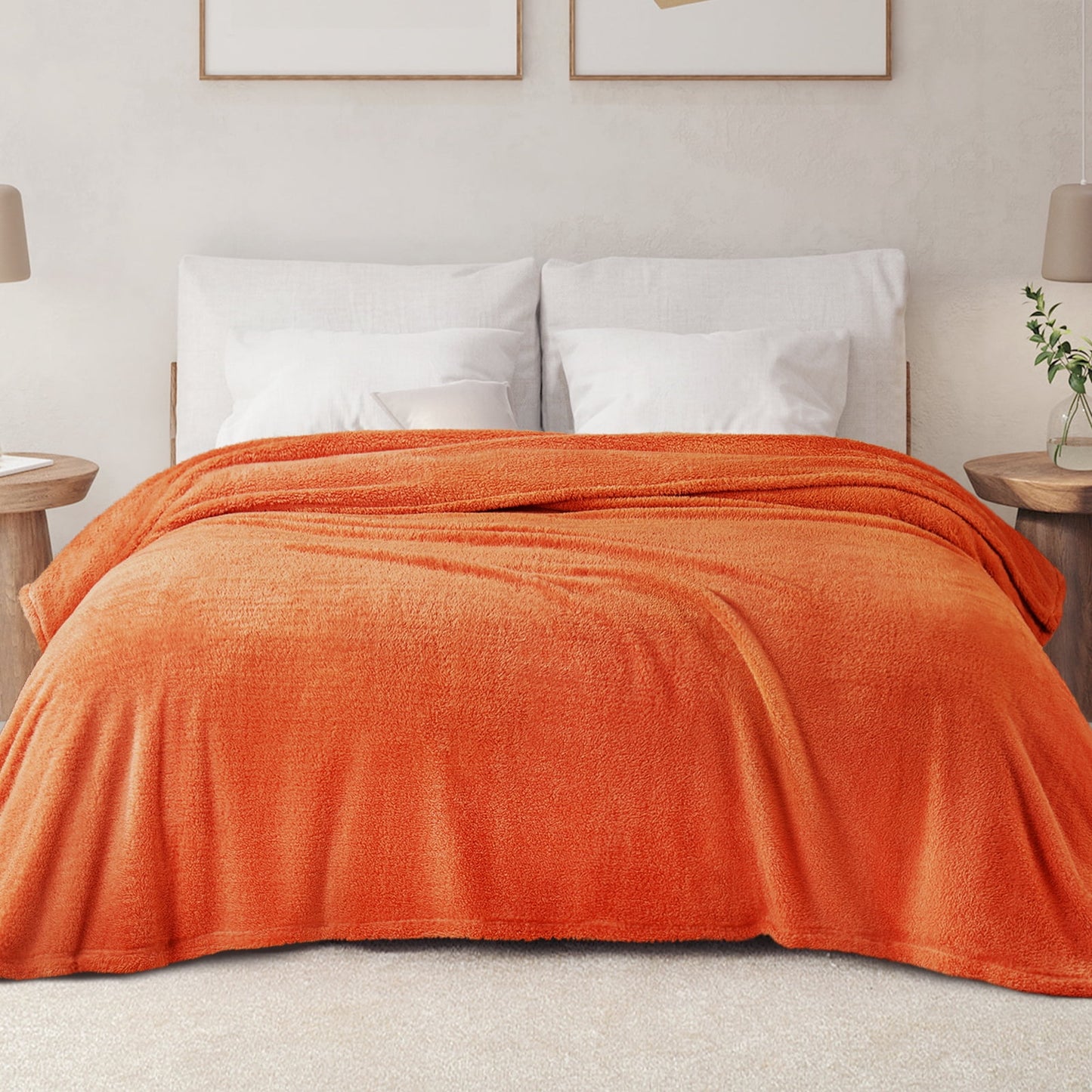 Exclusivo Mezcla Queen Size Flannel Fleece Blanket, Super Soft Velvet Plush Bed Blanket, Fuzzy Cozy Blankets for All Seasons, 90x90 Inches, Burnt Orange Blanket