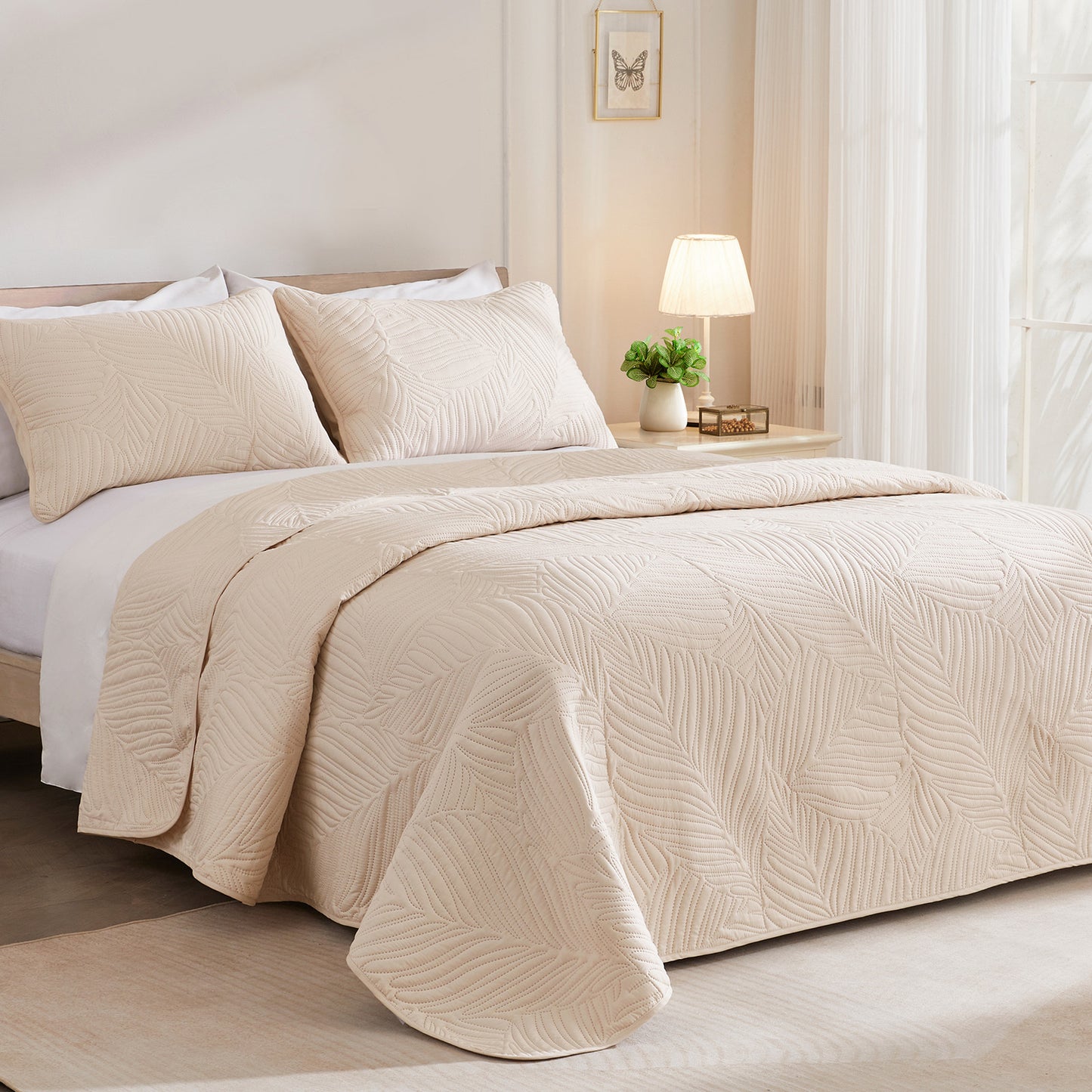 Exclusivo Mezcla Full Queen Quilt Set Brich Beige, Lightweight Bedspread Leaf Pattern Bed Cover Soft Coverlet Bedding Set(1 Quilt, 2 Pillow Shams)