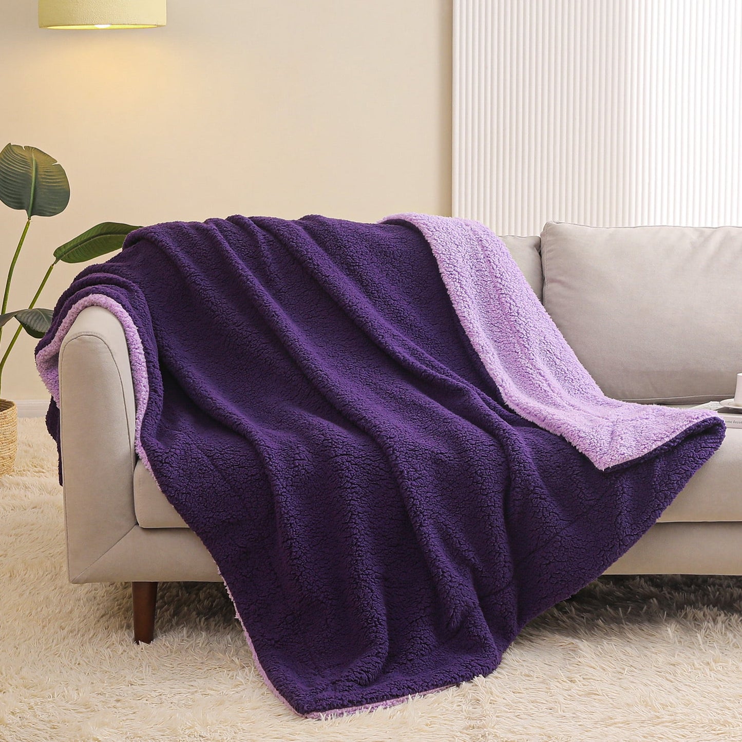 Exclusivo Mezcla Reversible Sherpa Fleece Throw Blanket for Couch, Soft Plush Blanket for Bed Sofa, Warm Fluffy Blankets for All Season, 50x60 Inches, Deep Purple/ Lilac