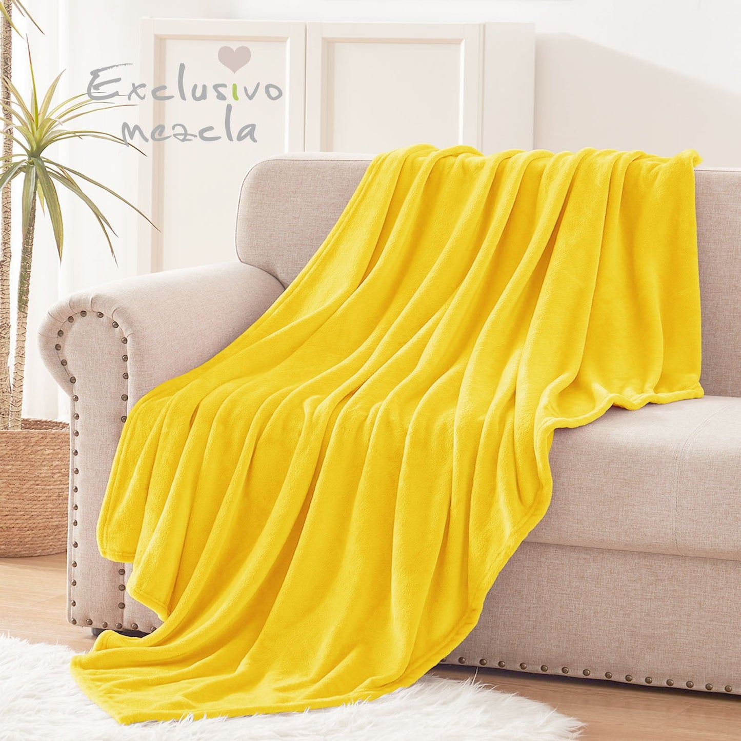 Exclusivo Mezcla Fleece Throw Blanket for Couch/Sofa/Bed,Plush Soft Blankets and Throws,Lightweight and Cozy-50" x 60" (Yellow )