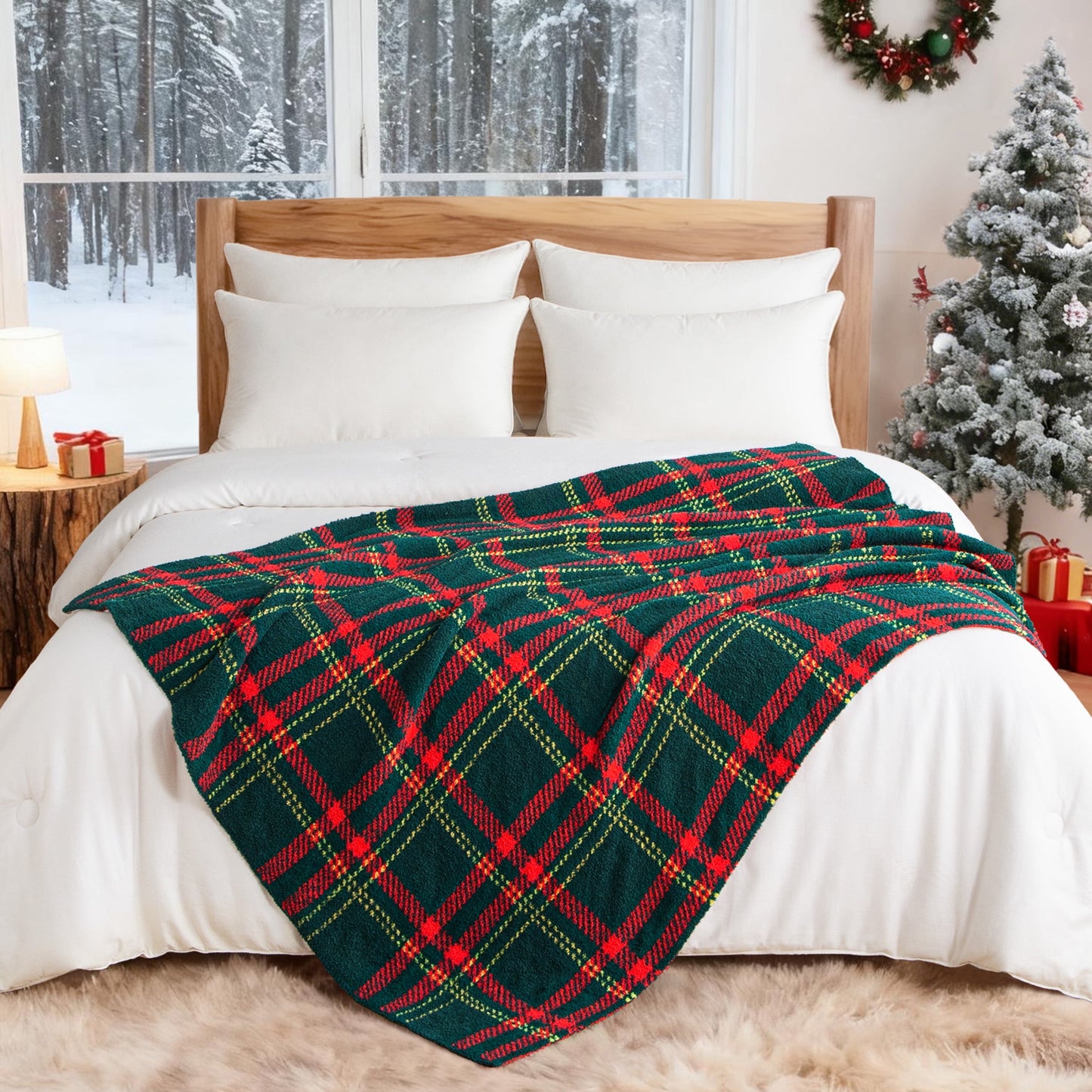 Exclusivo Mezcla Checkered Christmas Throw Blanket, Ultra Soft Cozy Fluffy Checkerboard Blankets, Lightweight Fuzzy Plush Throw for Couch and Bed, Red and Green, 50"x60"
