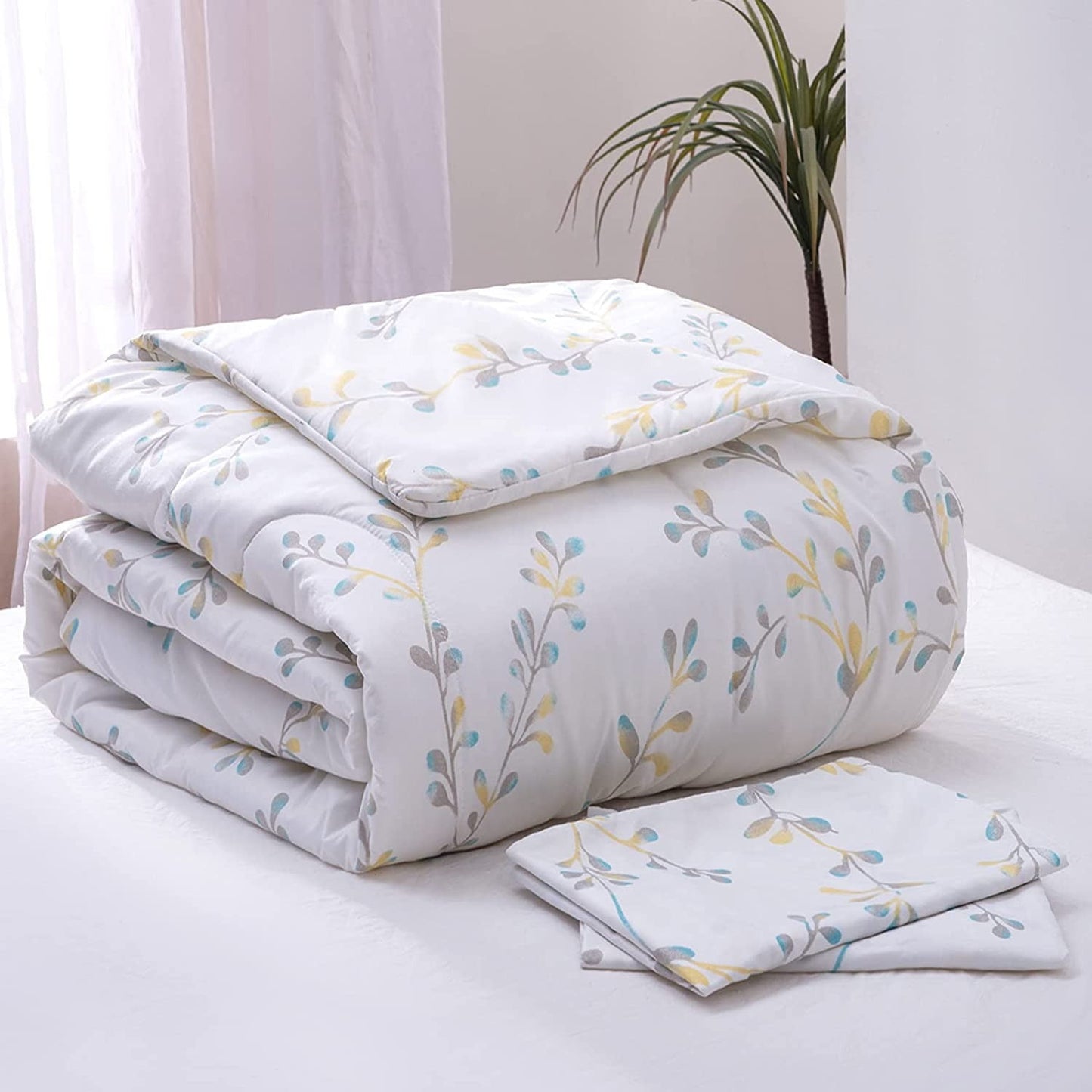 Exclusivo Mezcla 2-Piece Floral Twin Comforter Set, Microfiber Bedding Down Alternative Comforter for All Seasons with 1 Pillow Sham, White