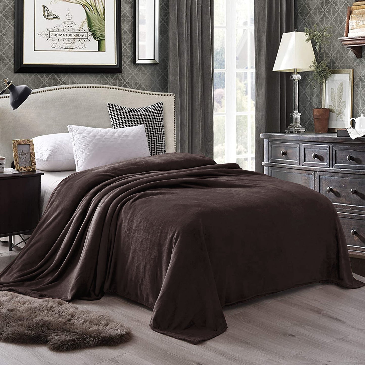 Exclusivo Mezcla Twin Size Flannel Fleece Velvet Plush Bed Blanket as Bedspread, Coverlet, Bed Cover (90x66 inches, Coffee) Soft, Lightweight, Warm and Cozy