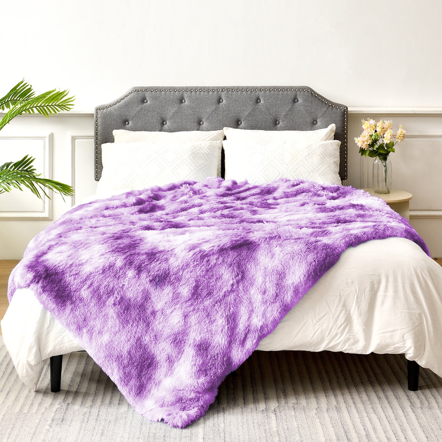 Exclusivo Mezcla Queen Size Faux Fur Throw Blanket, Super Soft Fuzzy and Plush Reversible Shaggy Sherpa Fleece Blanket and Warm Blankets for Bed, Sofa, Travel, 90X90 inches, Purple