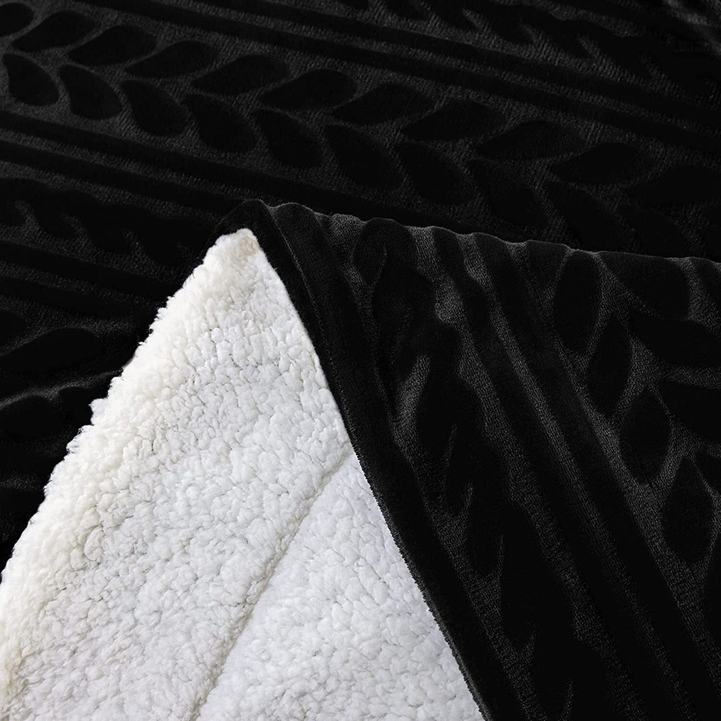 Exclusivo Mezcla King Size Sherpa Fleece Bed Blanket, Ultra Soft and Warm Reversible Velvet Blankets for Bed Couch Sofa 90x104 inches, Black