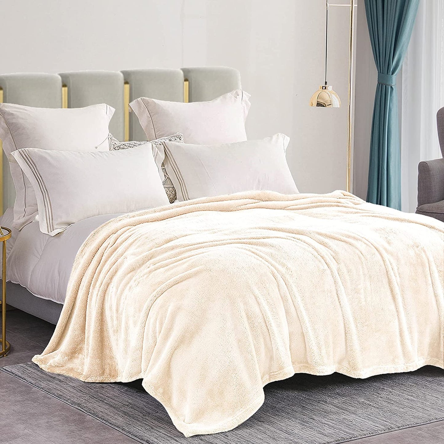 Exclusivo Mezcla Plush Fuzzy Fleece King Size Bed Blanket, Super Soft Fluffy and Thick Blankets for Travel Bed and Couch (Ivory, 90x104 inches)