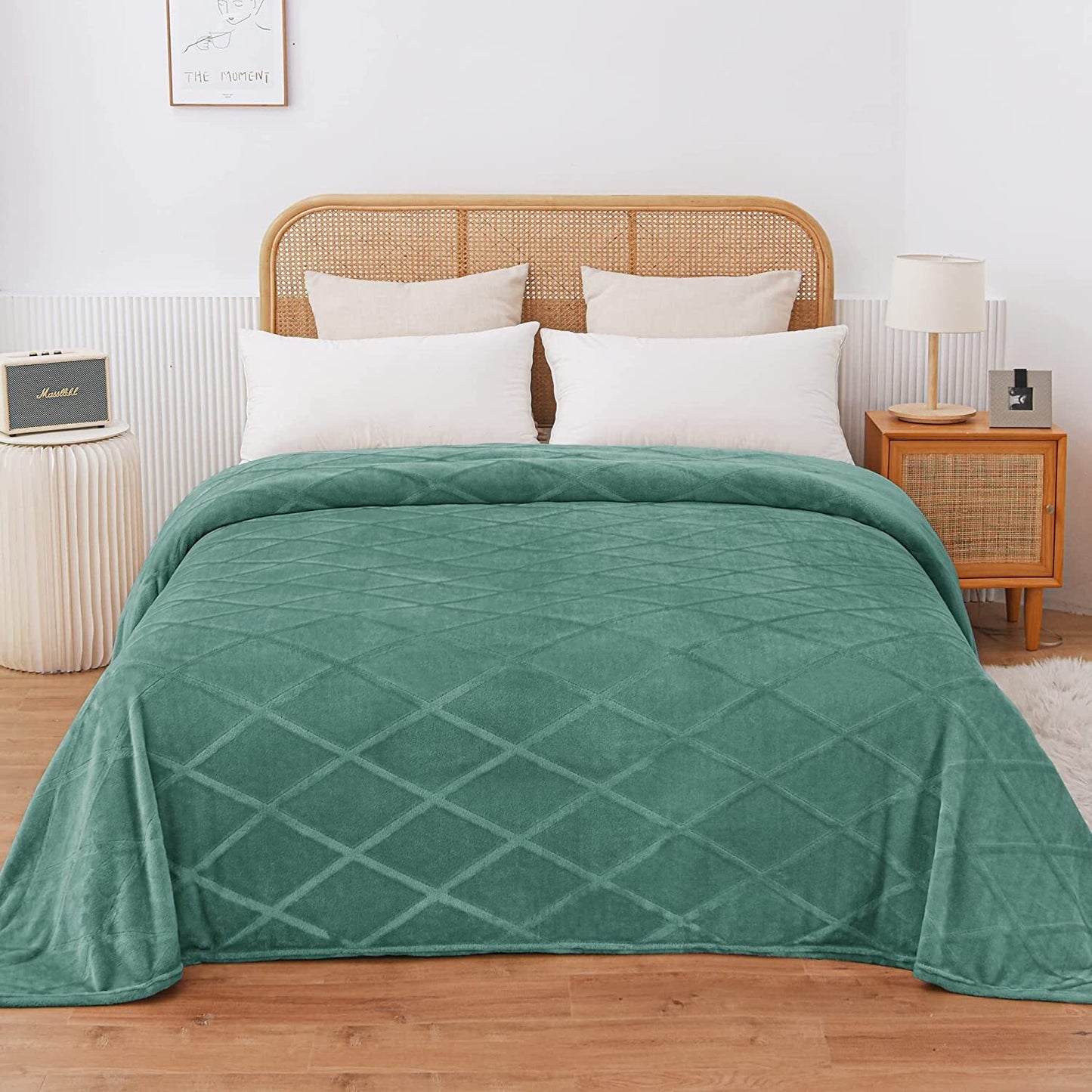 Exclusivo Mezcla King Size Flannel Fleece Blanket, 90x104 Inches Soft Diamond Geometry Pattern Velvet Plush Blanket for Bed, Cozy, Warm, Lightweight and Decorative Celadon Blanket