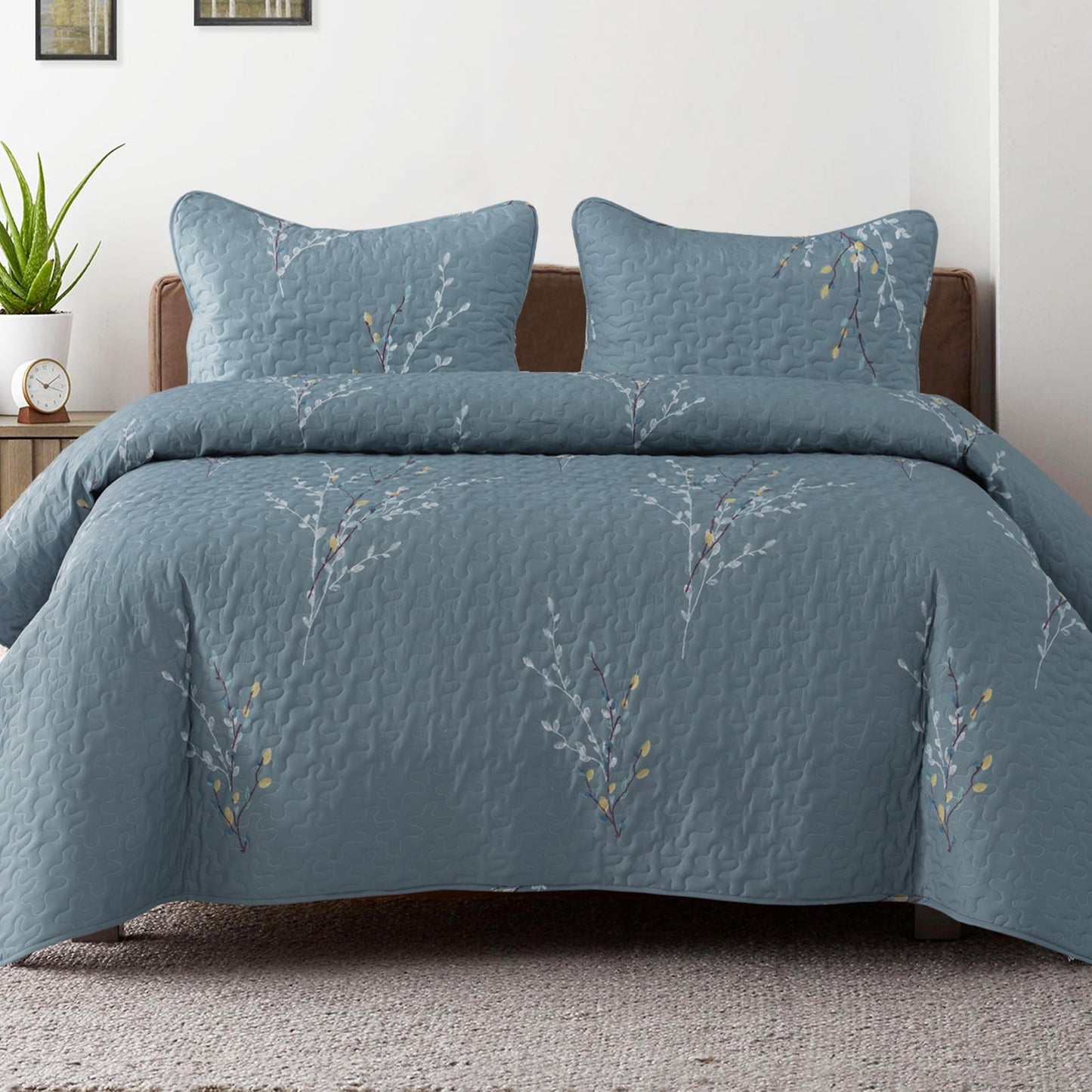 Exclusivo Mezcla 2 Piece Microfiber Twin Size Quilt Set, Floral Branches Pattern, Lightweight Bedspreads/ Coverlet/ Bedding Set with 1 Pillow Sham, (68"x88", Blue)