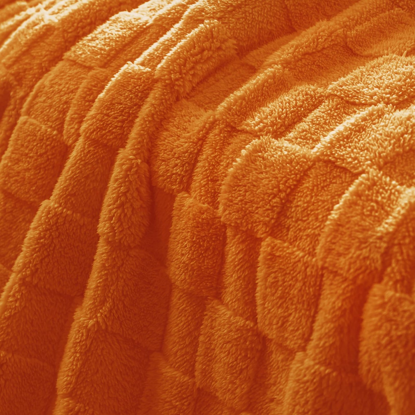 Exclusivo Mezcla Fleece Throw Blanket for Couch, Super Soft Warm Lightweight Checkered Pattern Blanket for All Seasons, Burnt Orange, 50"x60"