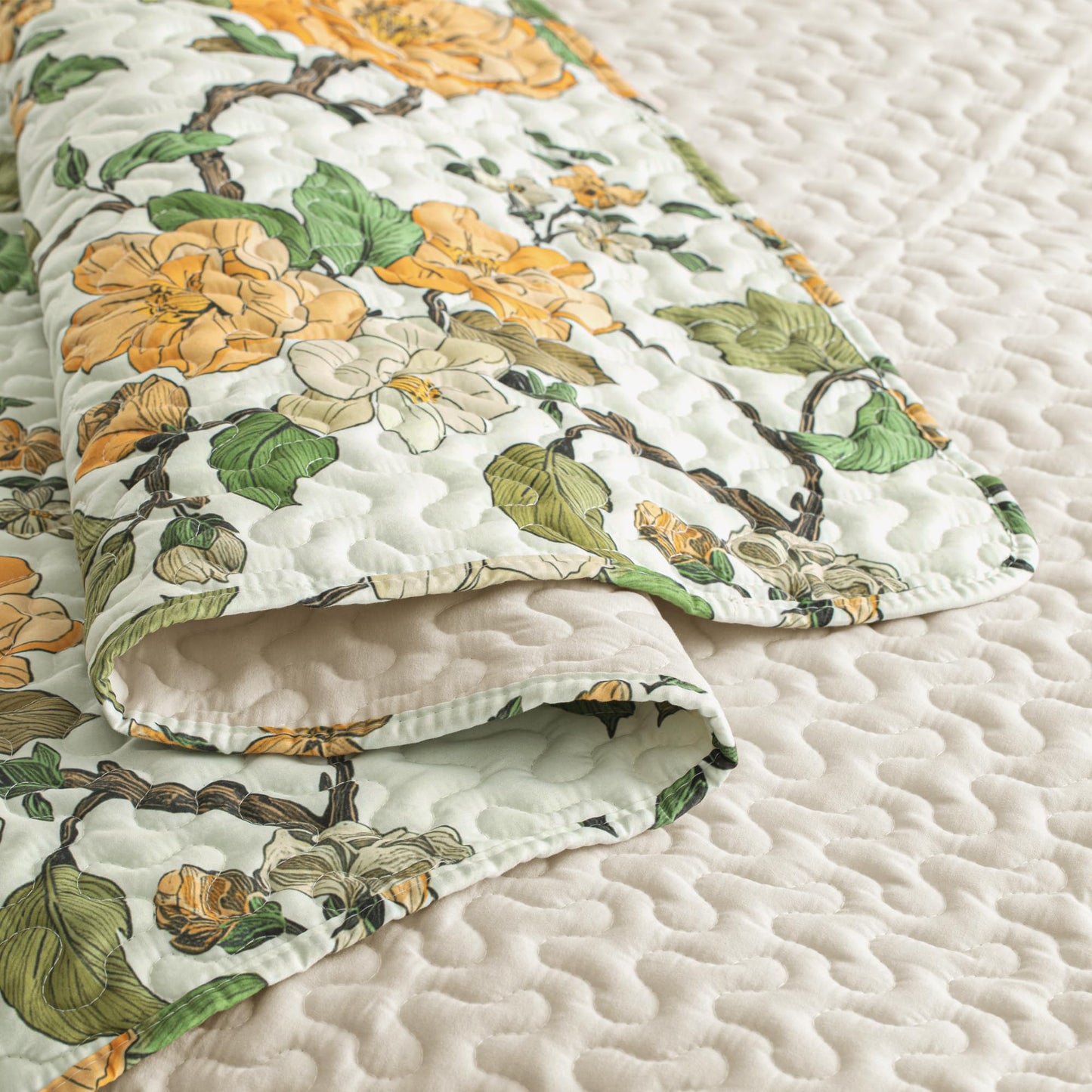 Exclusivo Mezcla Floral Twin size Quilt set, Yellow Twin Quilt Bedding set with Cottagecore Garden Pattern , Reversible Lightweight Spring Bedspreads Coverlets Bed Cover for All Seasons (68"x88")