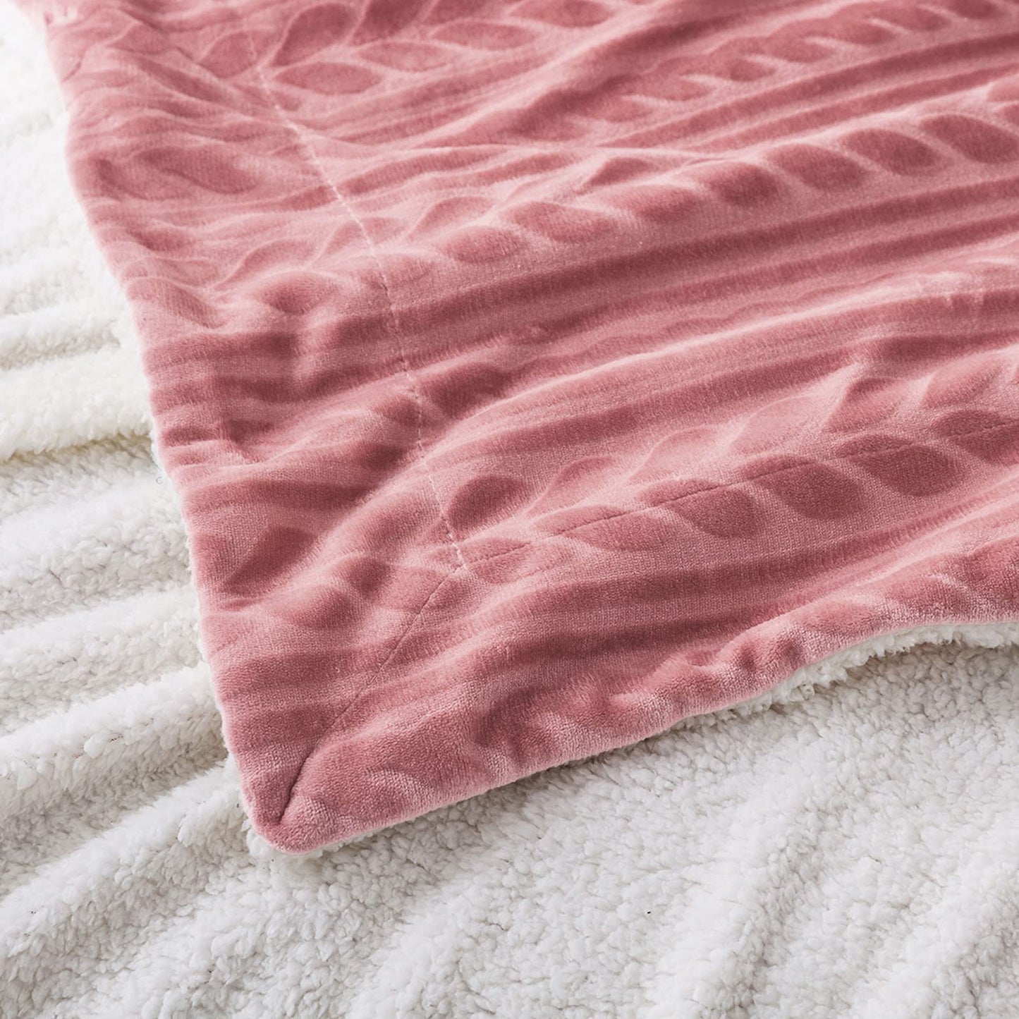 Exclusivo Mezcla Queen Size Sherpa Fleece Bed Blanket, Reversible Velvet Warm Blankets for Bed Couch Sofa, 90x90 Inches, Dusty Pink
