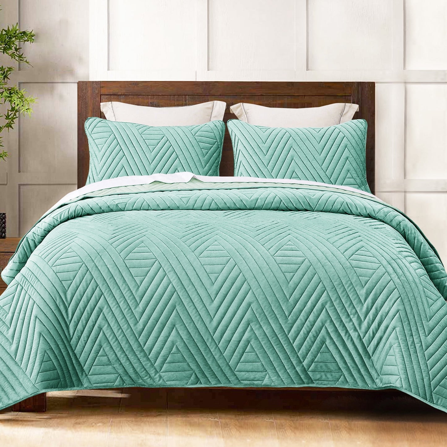 Exclusivo Mezcla Super Plush Velvet Quilt Twin Size with Pillow Sham, Luxury Soft Reversible 2 Piece Bedspreads Coverlet Comforter set for all seasons, Lightweight and Warm, Aqua Green