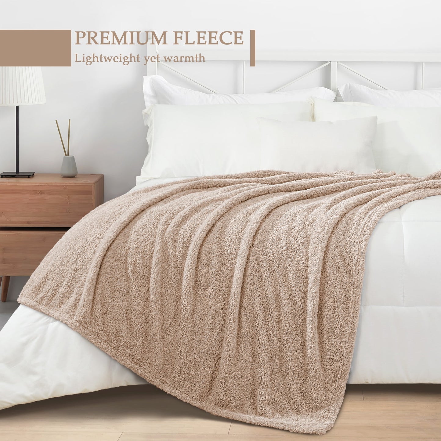 Exclusivo Mezcla Fuzzy Fleece Bed Blanket, Lightweight Fluffy Solid Velvet Blankets King Size, Suitable for All Seasons, 90x104 Inches, Camel