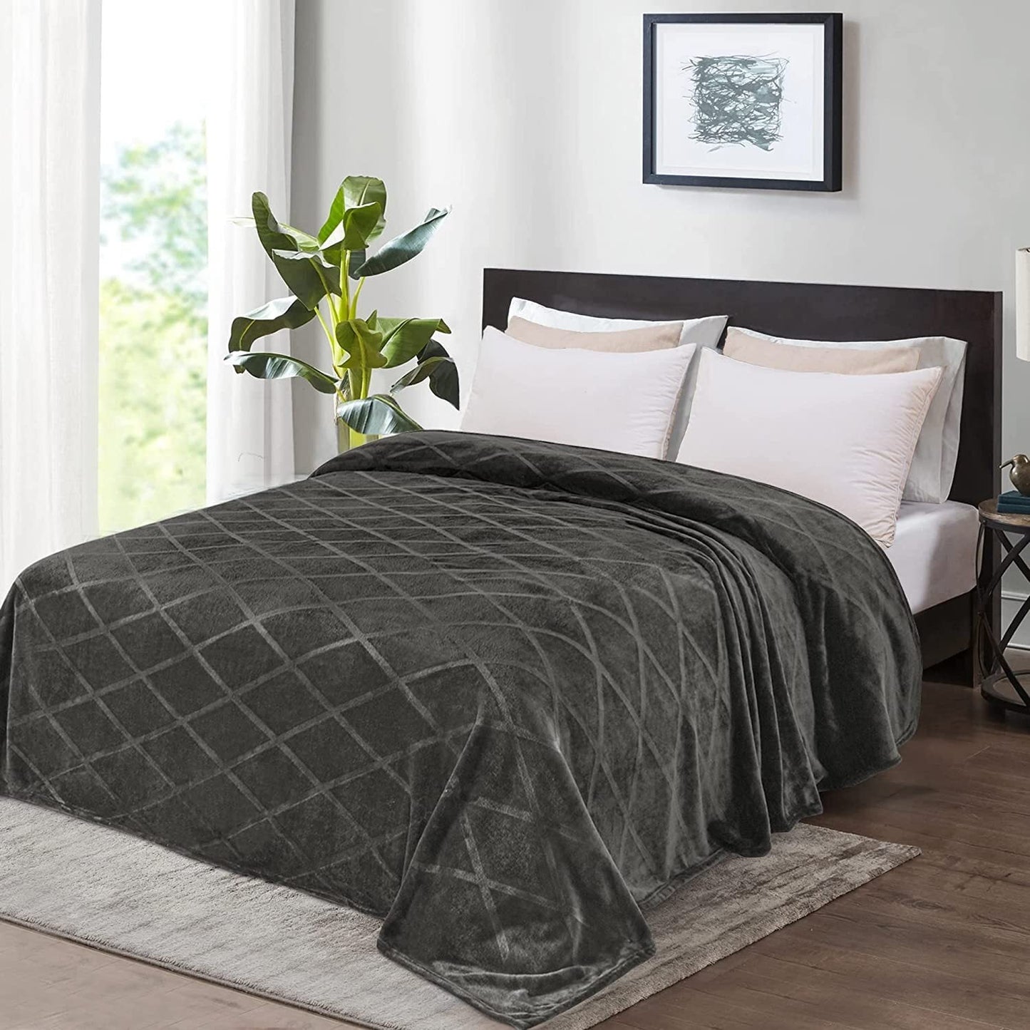 Exclusivo Mezcla Queen Size Flannel Fleece Blanket, 90x90 Inches Soft Diamond Geometry Pattern Velvet Plush Blanket for Bed, Cozy, Warm, Lightweight and Decorative Dark Grey Blanket