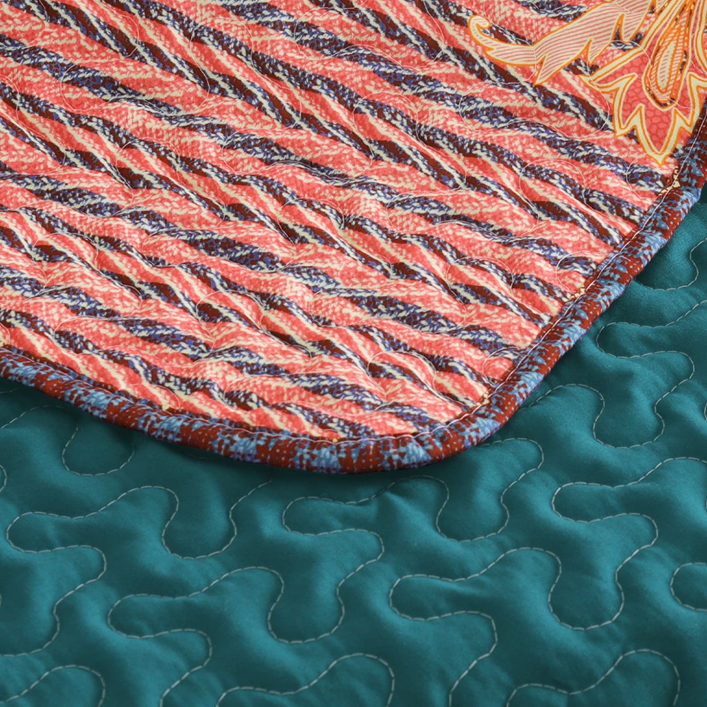 Exclusivo Mezcla Microfiber Reversible Boho Striped Pattern Quilted Throw Blanket for Bed, Soft and Lightweight Throw Quilt (60"x 80", Teal)