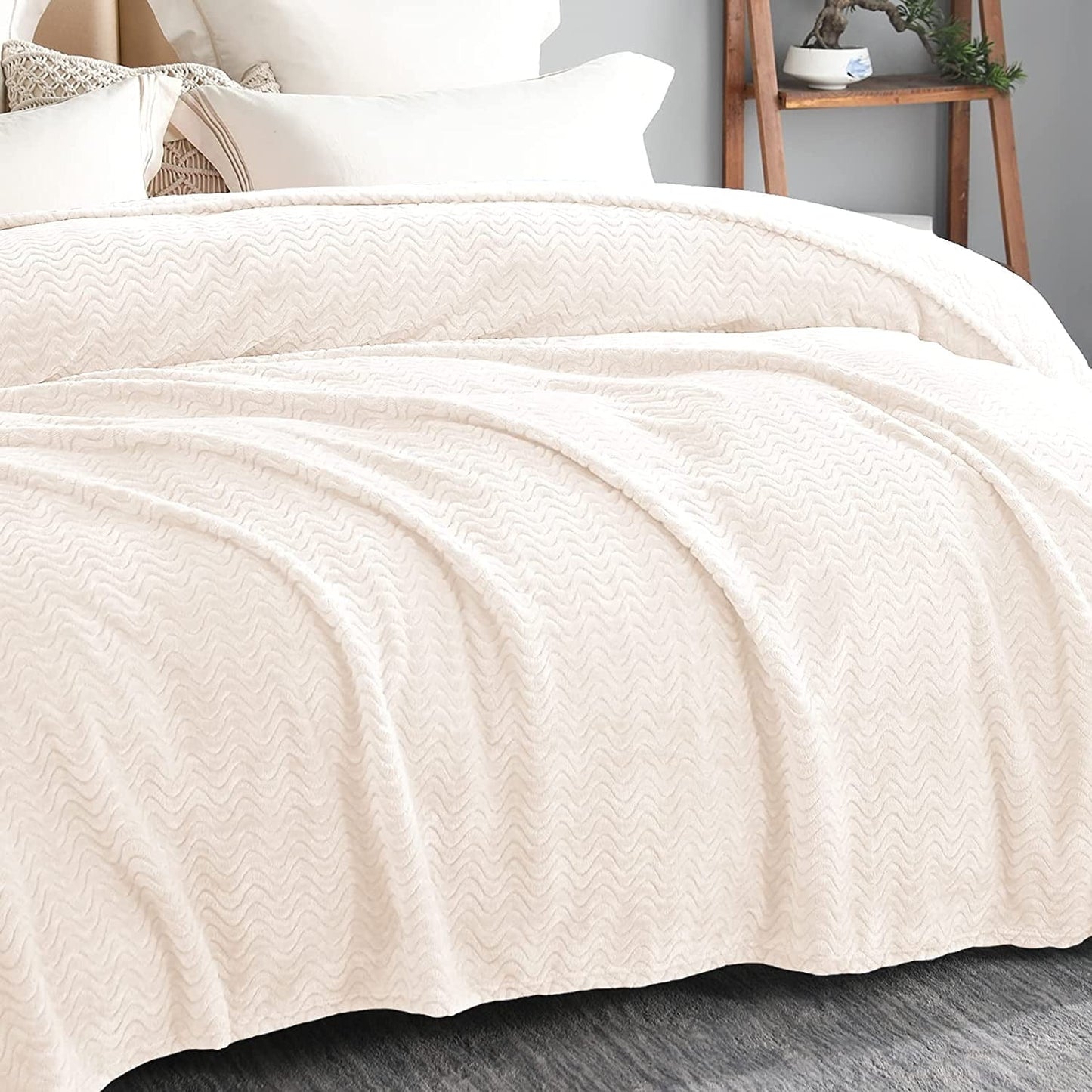 Exclusivo Mezcla Twin Size Jacquard Weave Wave Pattern Flannel Fleece Velvet Plush Bed Blanket as Bedspread/Coverlet/Bed Cover (90" x 66",Ivory) - Soft, Lightweight, Warm and Cozy