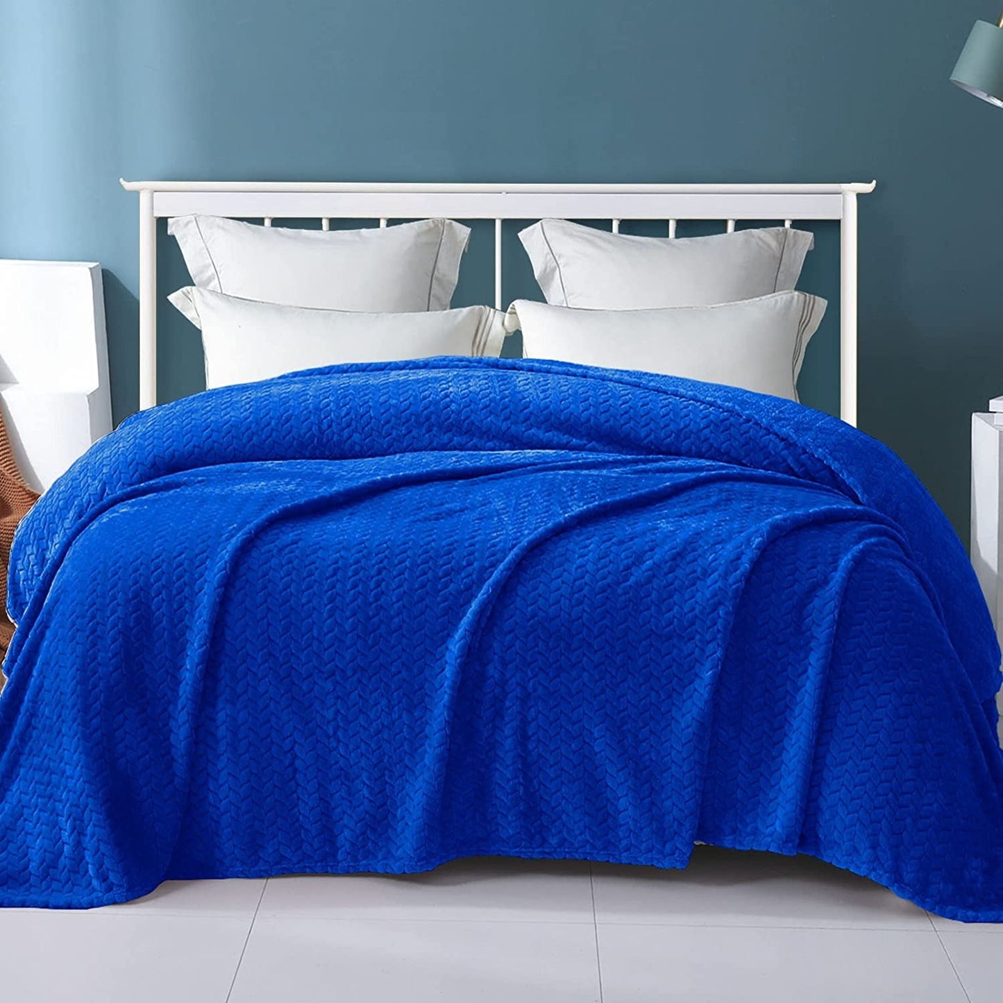 Exclusivo Mezcla King Size Flannel Fleece Blanket, 90x104 Inches Soft Jacquard Weave Leaves Pattern Velvet Plush Blanket for Bed, Cozy, Warm, Lightweight and Decorative Cobalt Blue Blanket