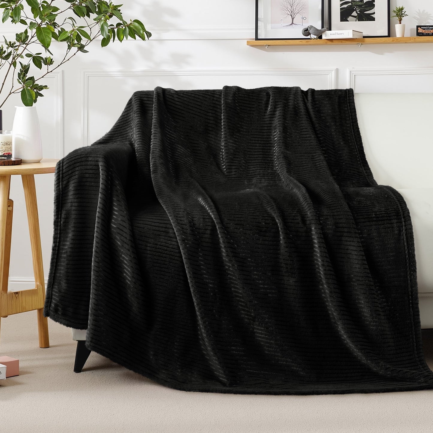 Exclusivo Mezcla Soft Throw Blanket, 50"x60", Black