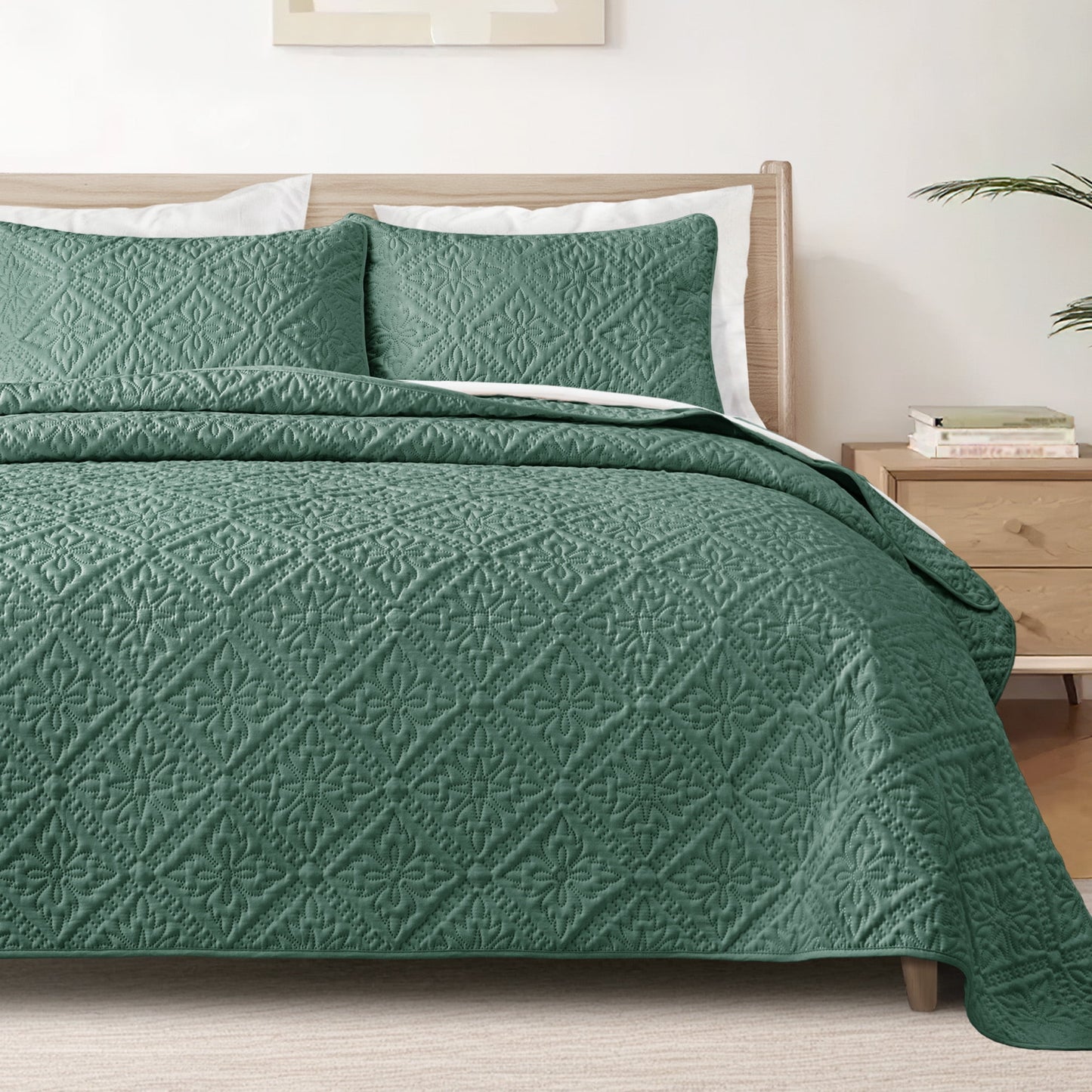 Exclusivo Mezcla King Quilt Bedding Set, Lightweight Soft Bedspreads Coverlets with 2 Pillow Shams, Modern Green Oversized Quilts King Size for All Seasons