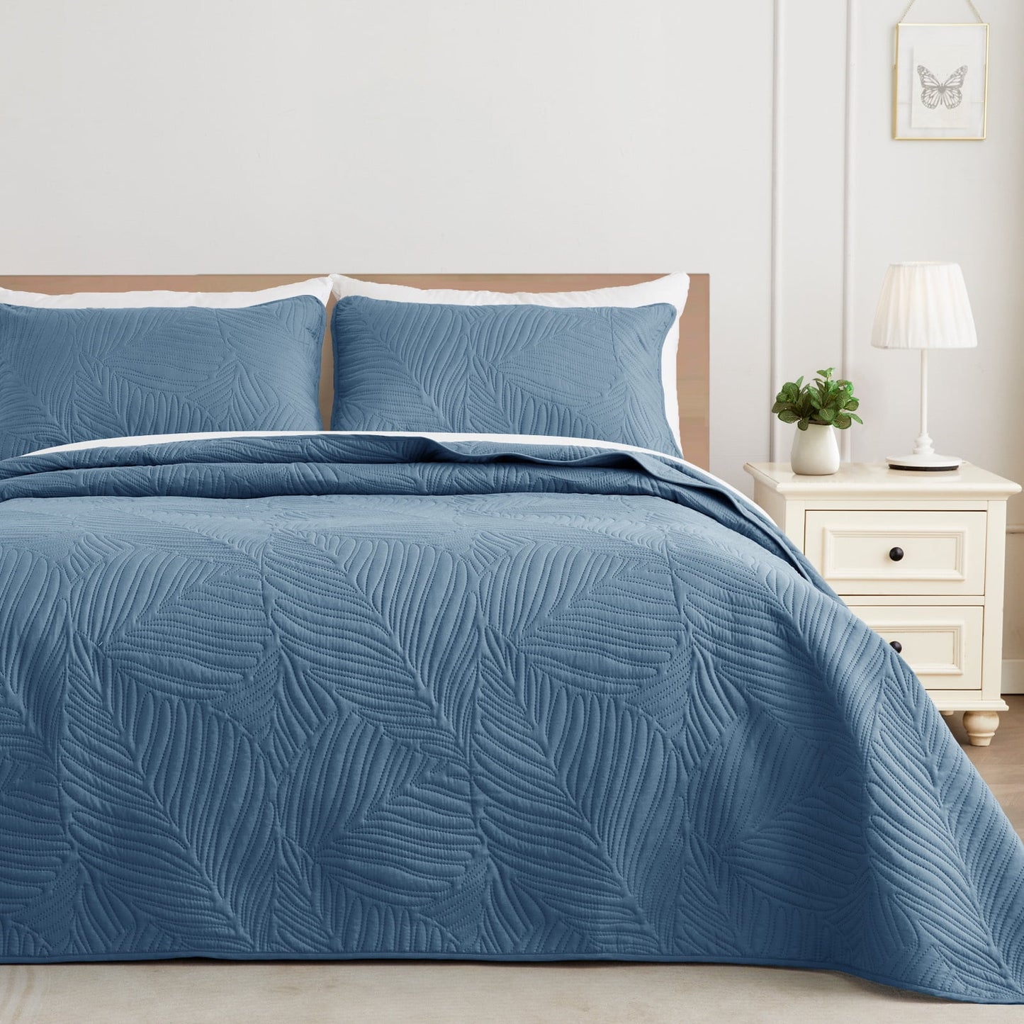 Exclusivo Mezcla Ultrasonic Twin Size Quilt Set Bluish Grey, 2 Pieces Lightweight Bedspread Leaf Pattern Bed Cover Soft Microfiber Coverlet Bedding Set for All Seasons