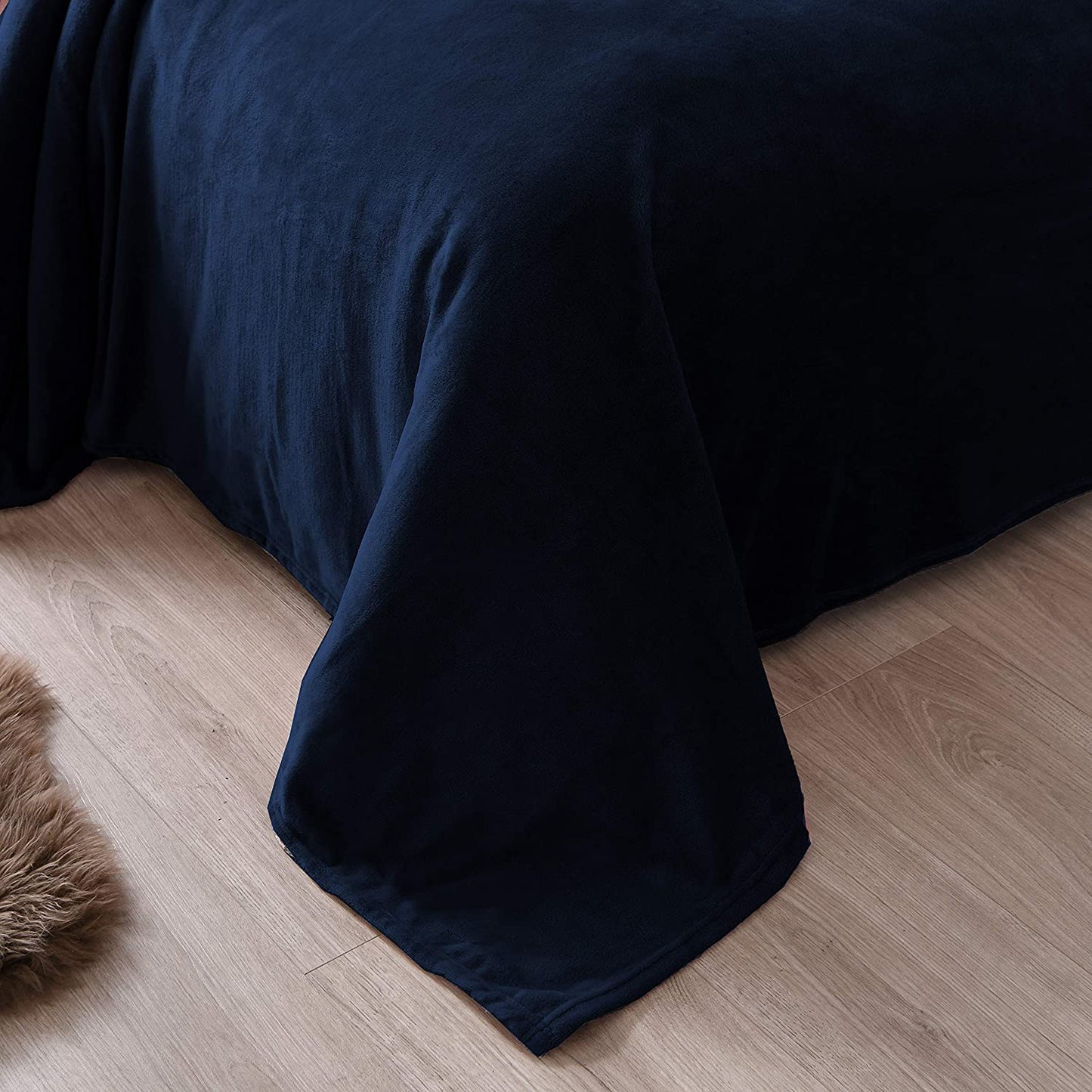 Exclusivo Mezcla Queen Size Velvet Flannel Fleece Plush Queen Size Bed Blanket as Bedspread/Coverlet/Bed Cover (90" x 90", Navy Blue) - Soft, Lightweight, Warm and Cozy