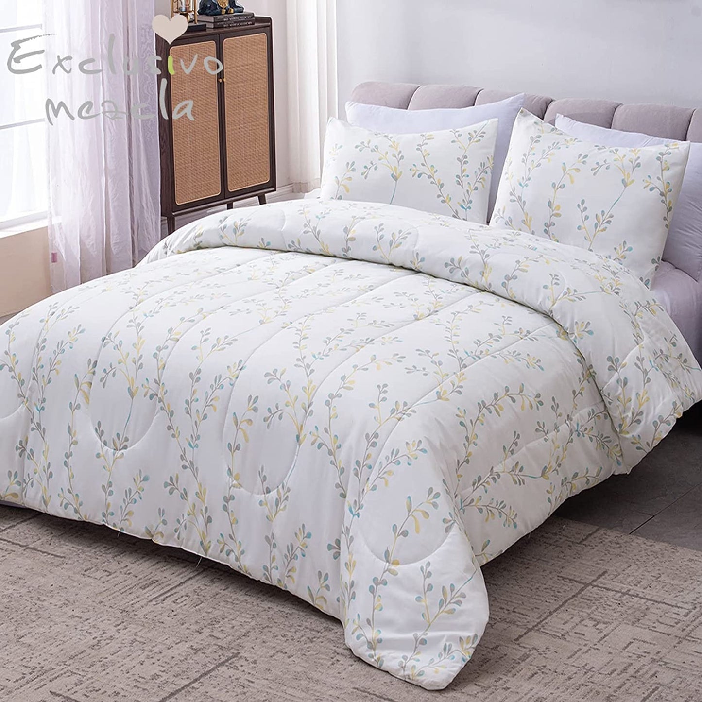 Exclusivo Mezcla 3-Piece Floral Queen Comforter Set, Microfiber Bedding Down Alternative Comforter for All Seasons with 2 Pillow Shams, White