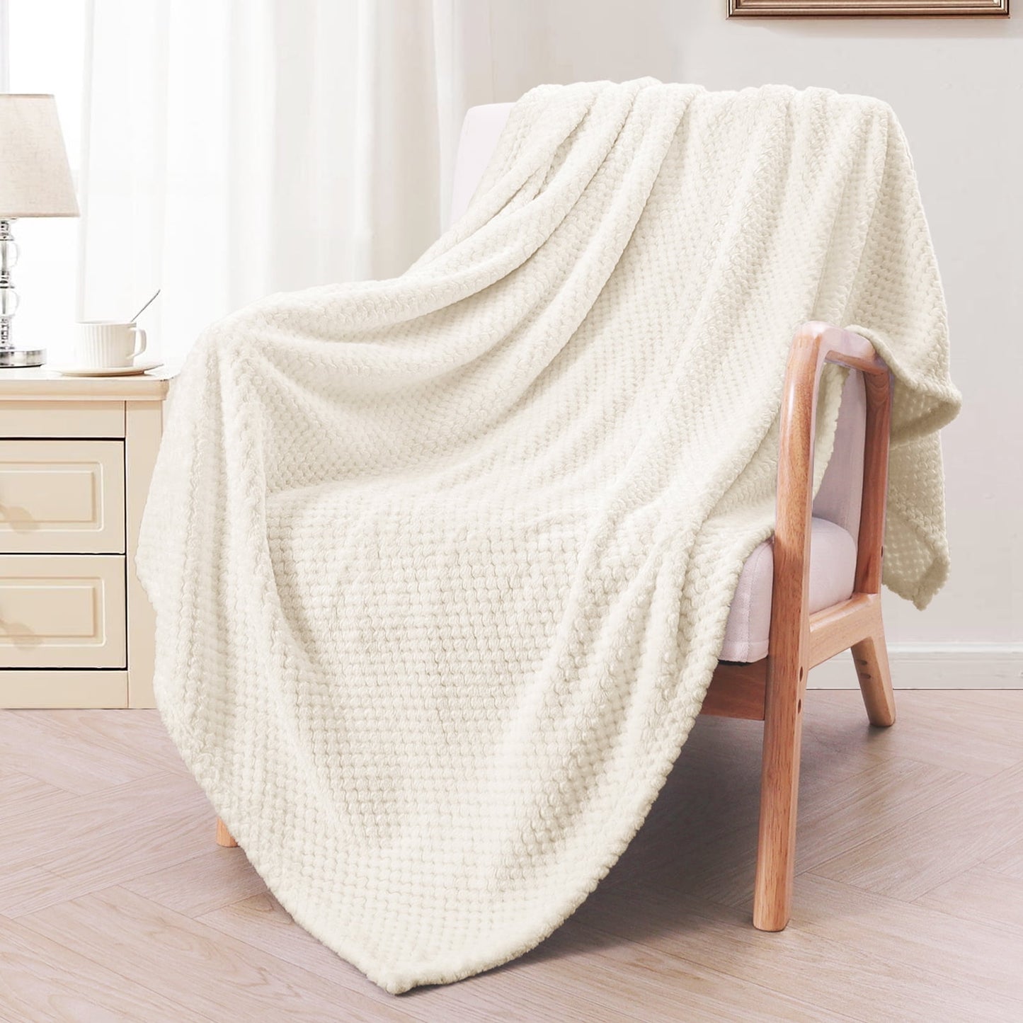Exclusivo Mezcla Waffle Textured Extra Large Fleece Blanket, Super Soft and Warm Throw Blanket for Couch, Sofa and Bed (Off White, 50x70 inches)-Cozy, Fuzzy and Lightweight