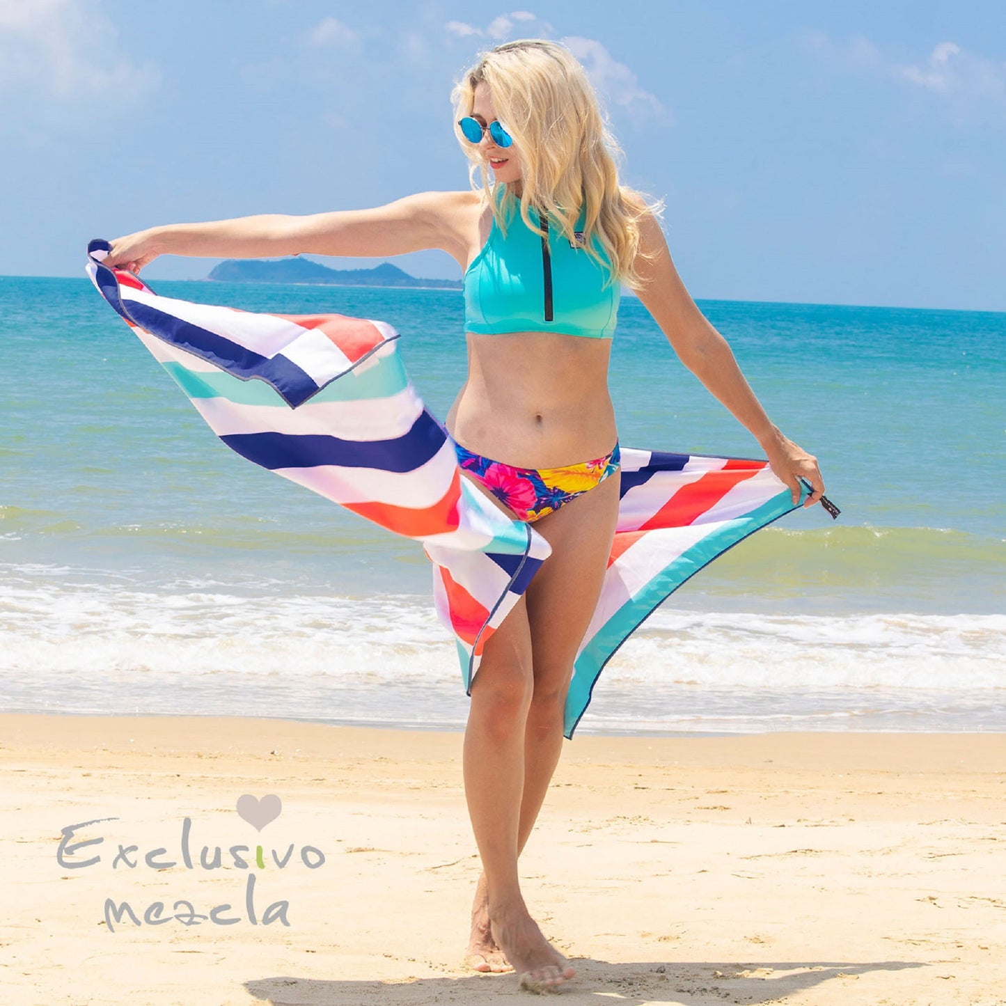 Exclusivo Mezcla Microfiber Quick Dry Beach Towel Set of 4, Oversized Sand Free Beach Towel for Travel/Camping/Sports (4 Pack , 35"X70") - Super Absorbent, Compact and Lightweight…