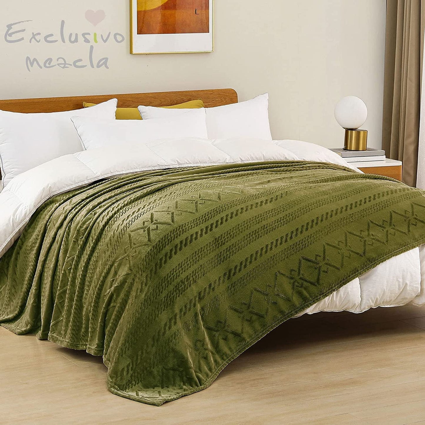 Exclusivo Mezcla Queen Size Soft Bed Blanket, Warm Fuzzy Luxury Bed Blankets, Decorative Geometry Pattern Plush Throw Blanket for Bed, 90x90 Inches, Olive Green