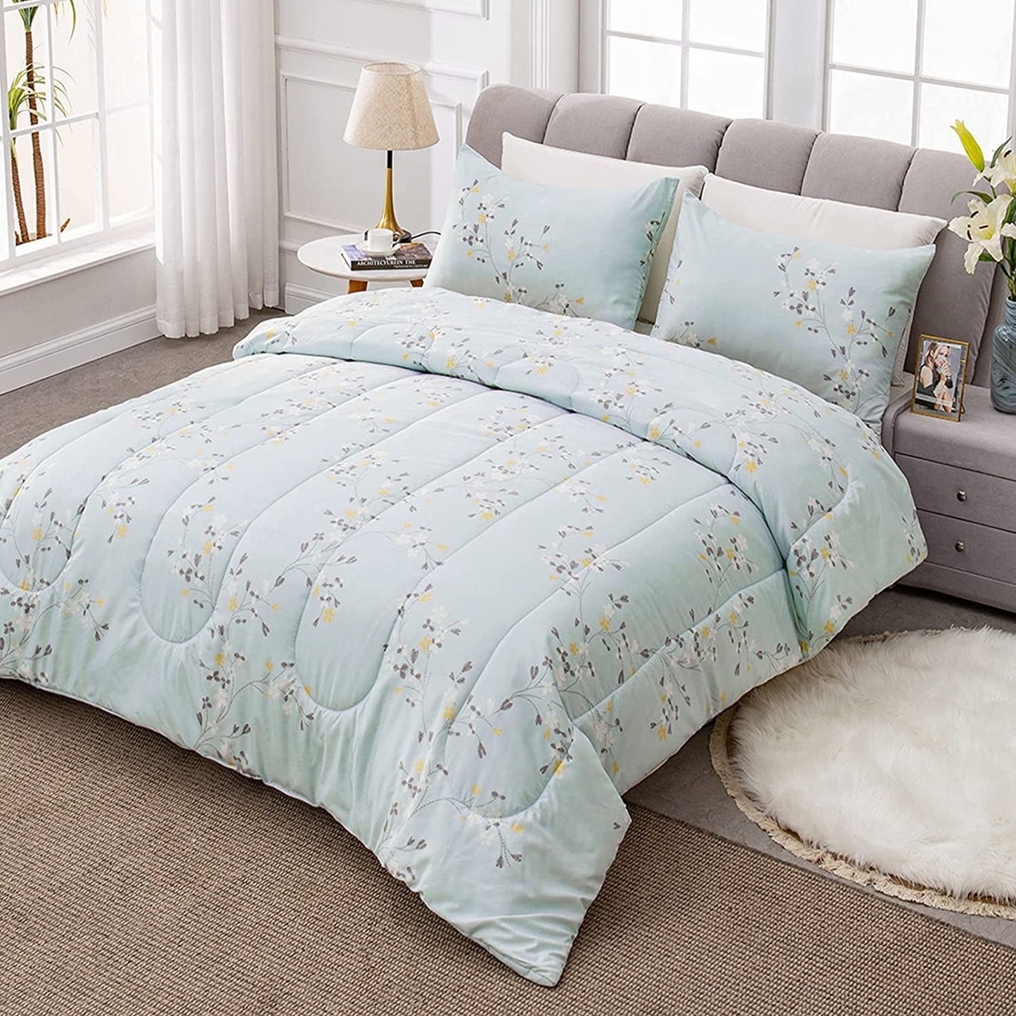 Exclusivo Mezcla 2-Piece Floral Twin Comforter Set, Microfiber Bedding Down Alternative Comforter for All Seasons with 1 Pillow Sham, Baby Blue