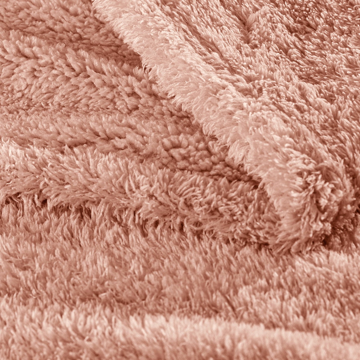Exclusivo Mezcla Fuzzy Fleece Throw Blanket for Couch Sofa, Lightweight Fluffy Solid Velvet Blanket, Suitable for All Seasons, 50x60 Inches, Dusty Pink