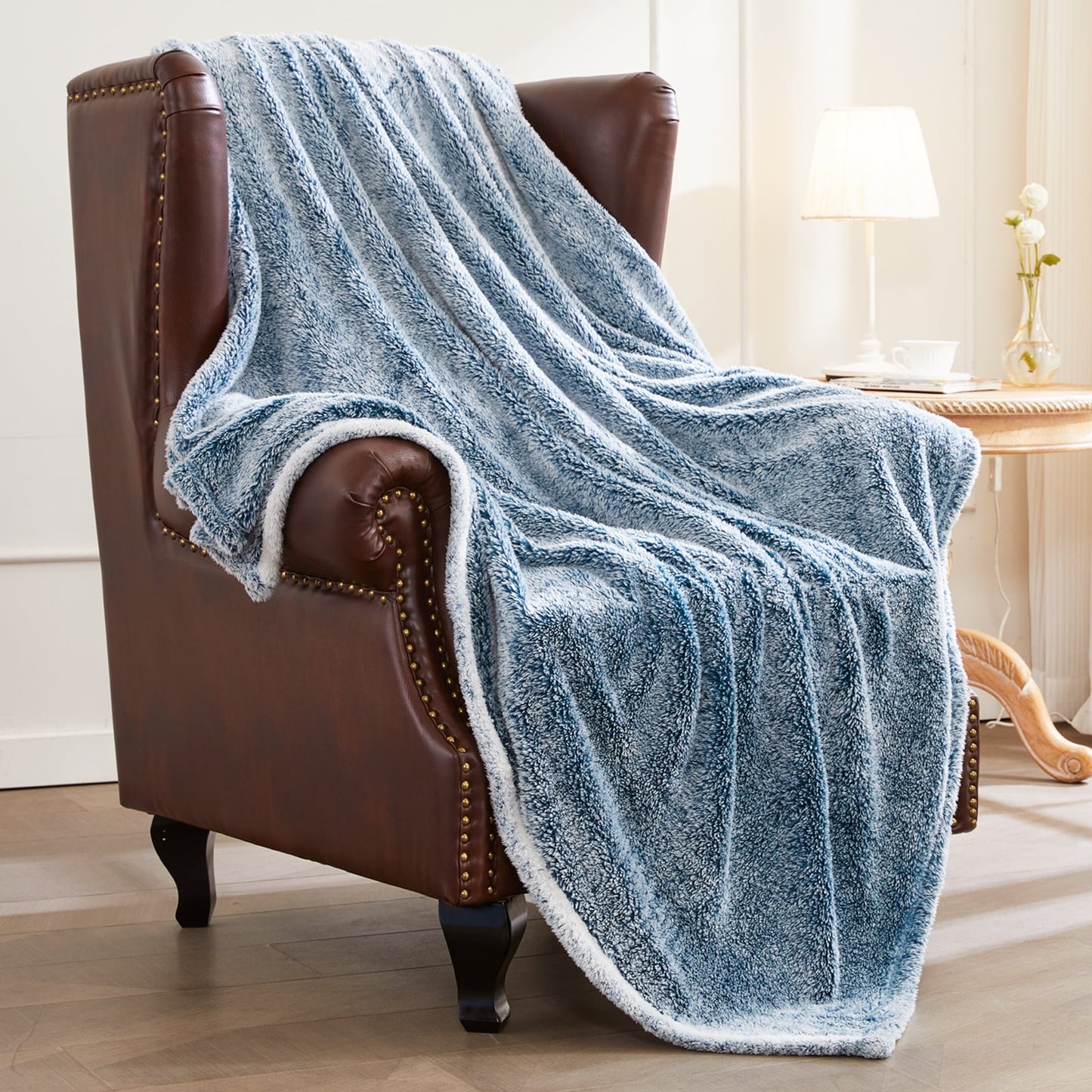 Exclusivo Mezcla Plush Extra Large Fleece Throw Blanket for Couch, Bed and Sofa (50x70 inches,Mixed Teal) Soft, Warm, Lightweight