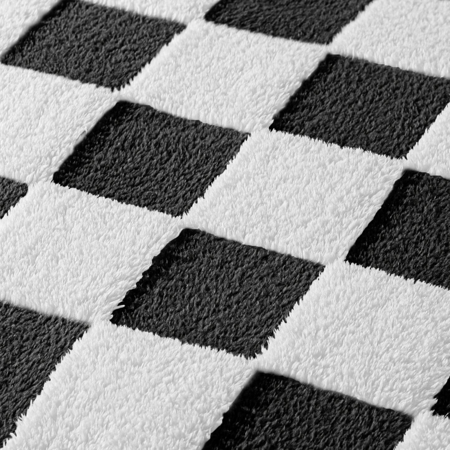 Exclusivo Mezcla Checkered Throw Blanket, Super Soft and Warm Fluffy Fleece Blanket for Couch, Sofa, Bed, Cute Plaid Pattern, Black, 50" x 60"