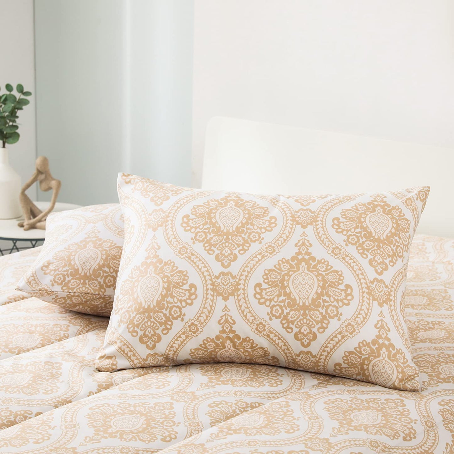 Exclusivo Mezcla 3-Piece Boho Damask Queen Comforter Set, Microfiber Bedding Down Alternative Comforter for All Seasons with 2 Pillow Shams, Beige