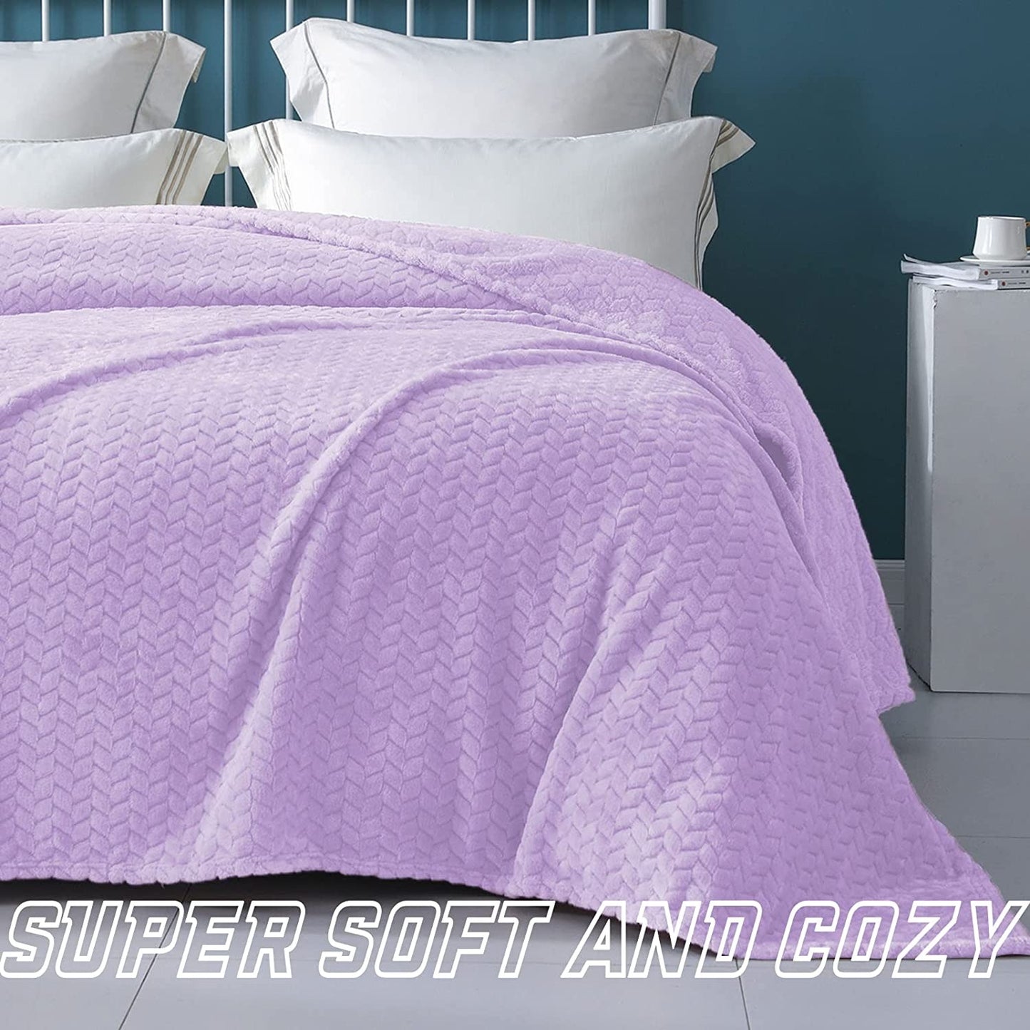 Exclusivo Mezcla Queen Size Flannel Fleece Blanket, 90x90 Inches Soft Jacquard Weave Leaves Pattern Velvet Plush Blanket for Bed, Cozy, Warm, Lightweight and Decorative Lilac Purple Blanket