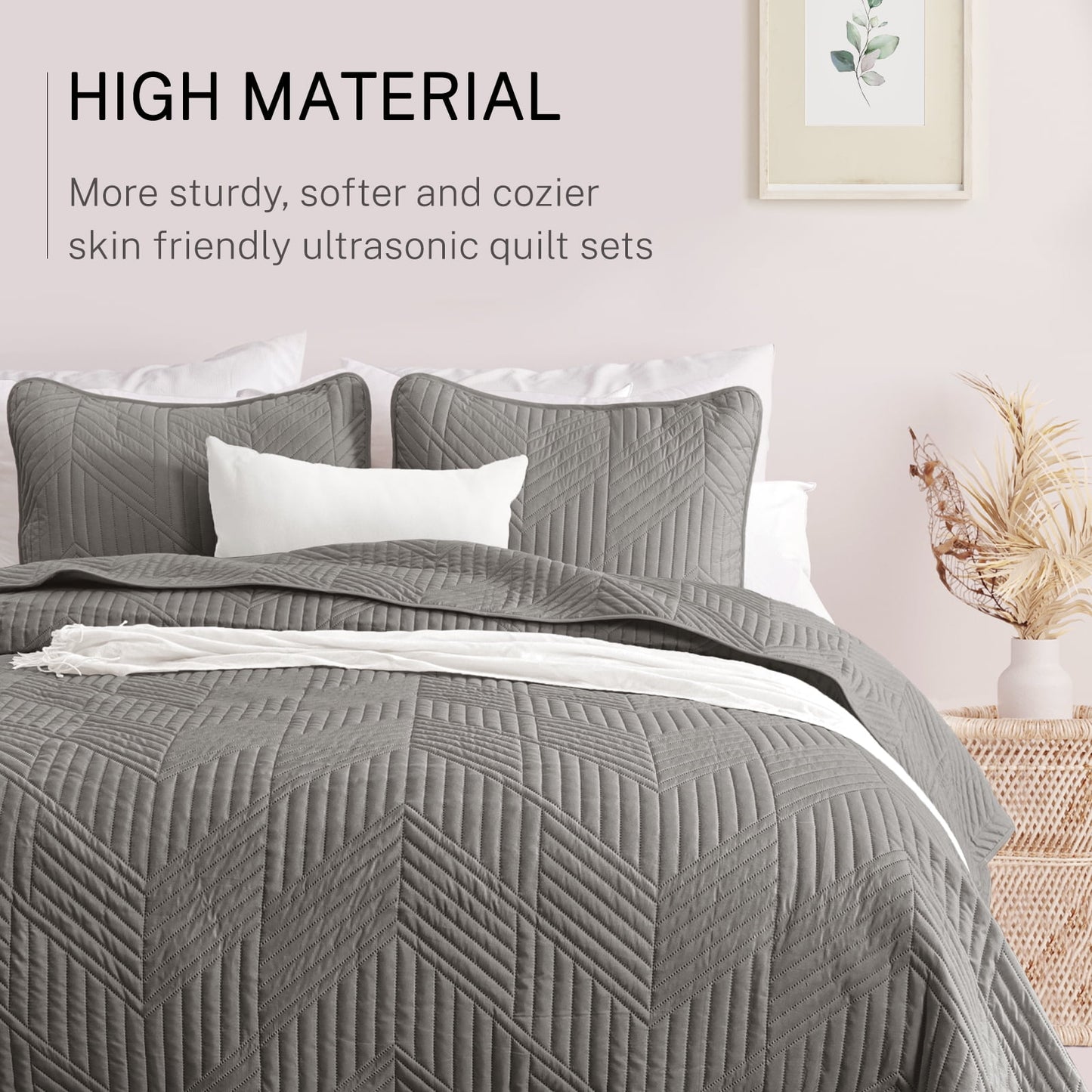 Exclusivo Mezcla Ultrasonic King Quilt Bedding Set, Lightweight Grey Bedspreads Soft Modern Geometric Coverlet Set for All Seasons (1 Quilt and 2 Pillow Shams)