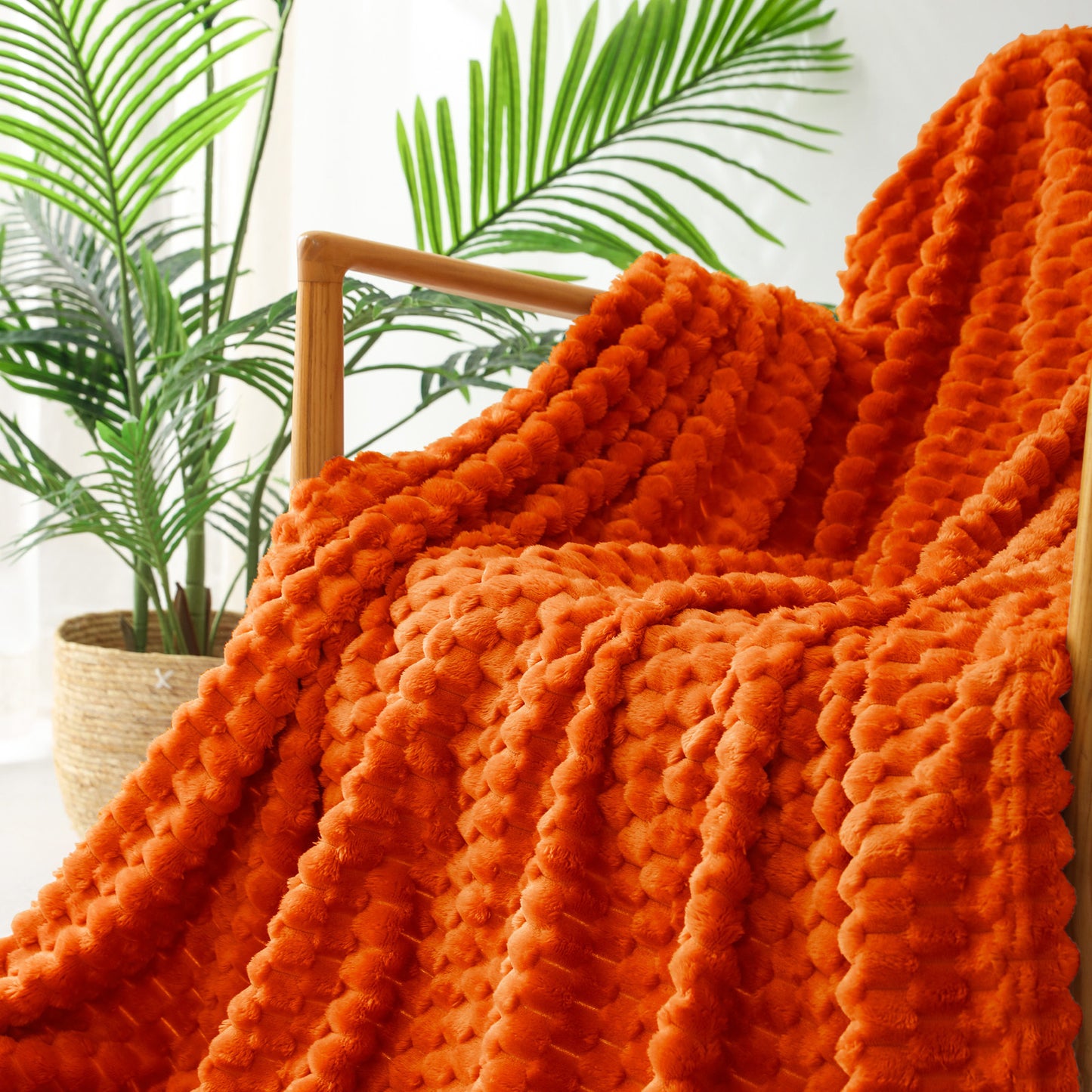Exclusivo Mezcla Queen Size Soft Fleece Blanket, 90x90 Inches 3D Clouds Stylish Jacquard Velvet Blanket for Bed, Cozy Soft Lightweight for All Season, Burnt Orange Blanket