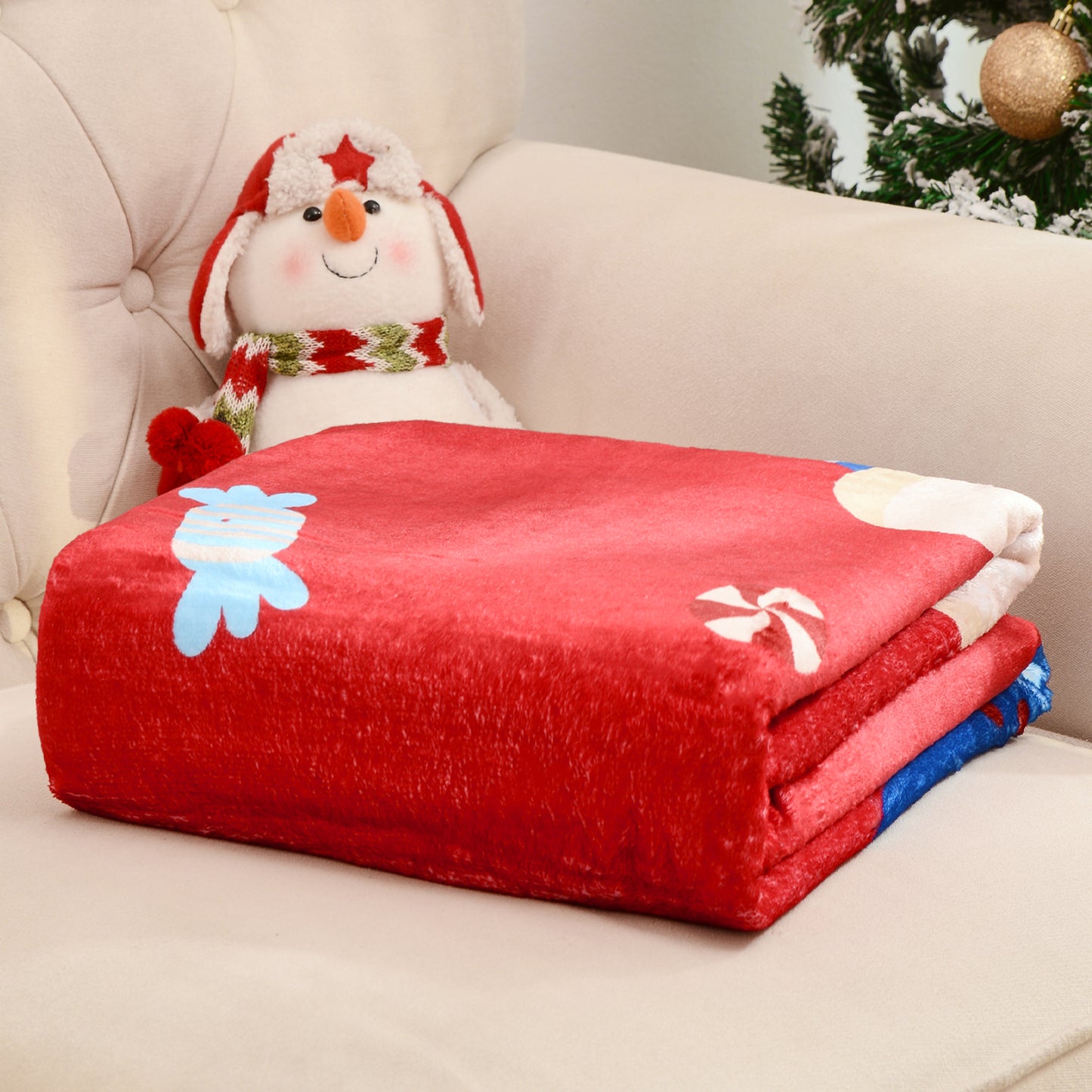 Exclusivo Mezcla Christmas Blanket, Red Flannel Fleece Blanket with Reindeer Pattern, Super Soft and Warm Holiday Throw Blanket for Couch, Bed and Sofa, 50x60 inches